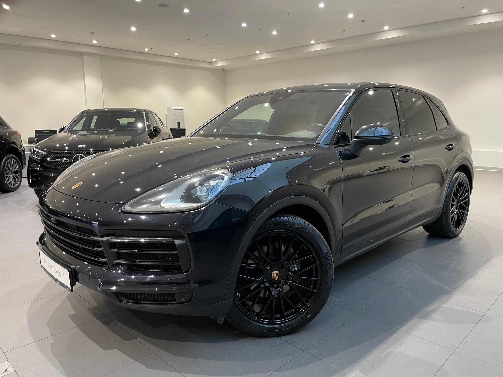 Автомобиль Porsche Cayenne 3.0 AT (340 л.с.) 4WD - 1