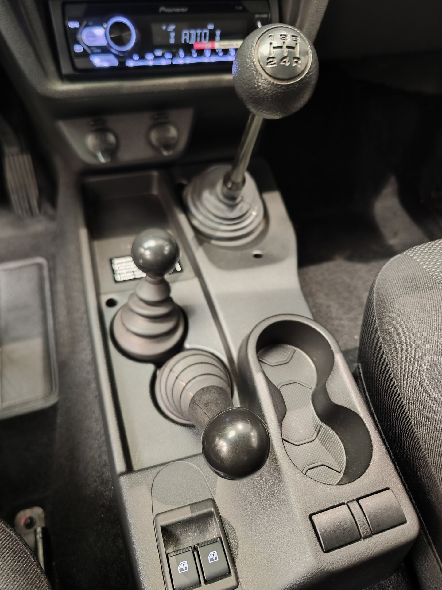 Автомобиль Lada (ВАЗ) Niva Legend 1.7 MT (83 л.с.) 4WD - 20