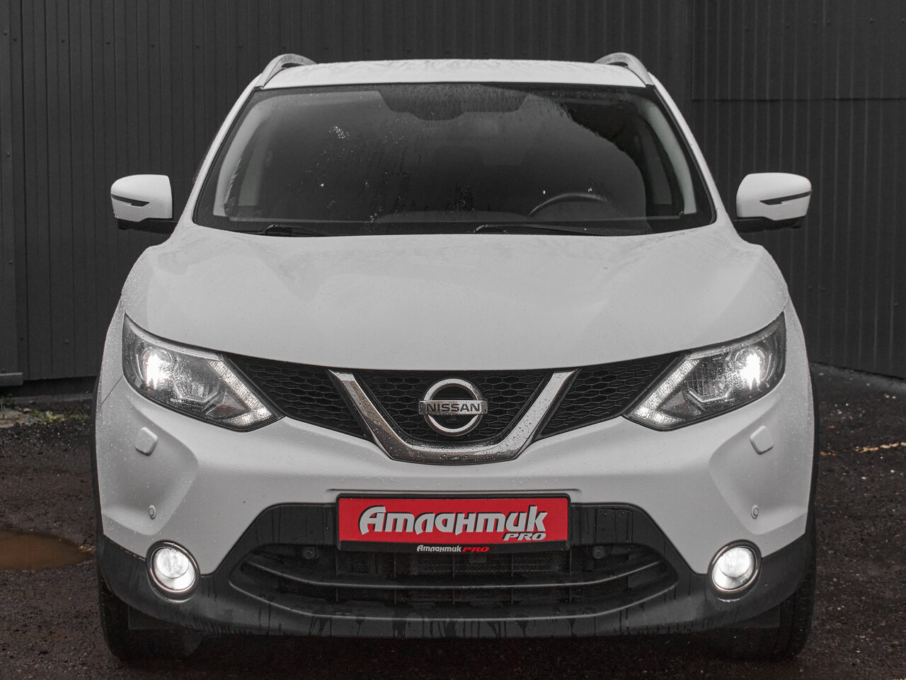 Купить Nissan Qashqai 2.0 CVT (144 л.с.) 4WD, 2017 в Екатеренбурге