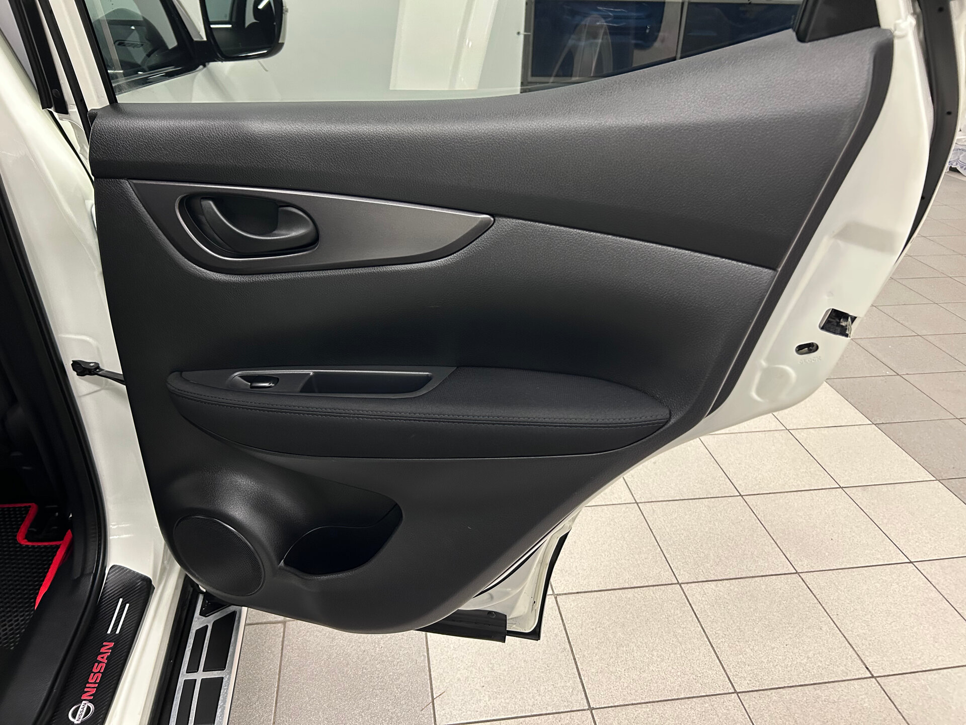 Nissan Qashqai 2015 8