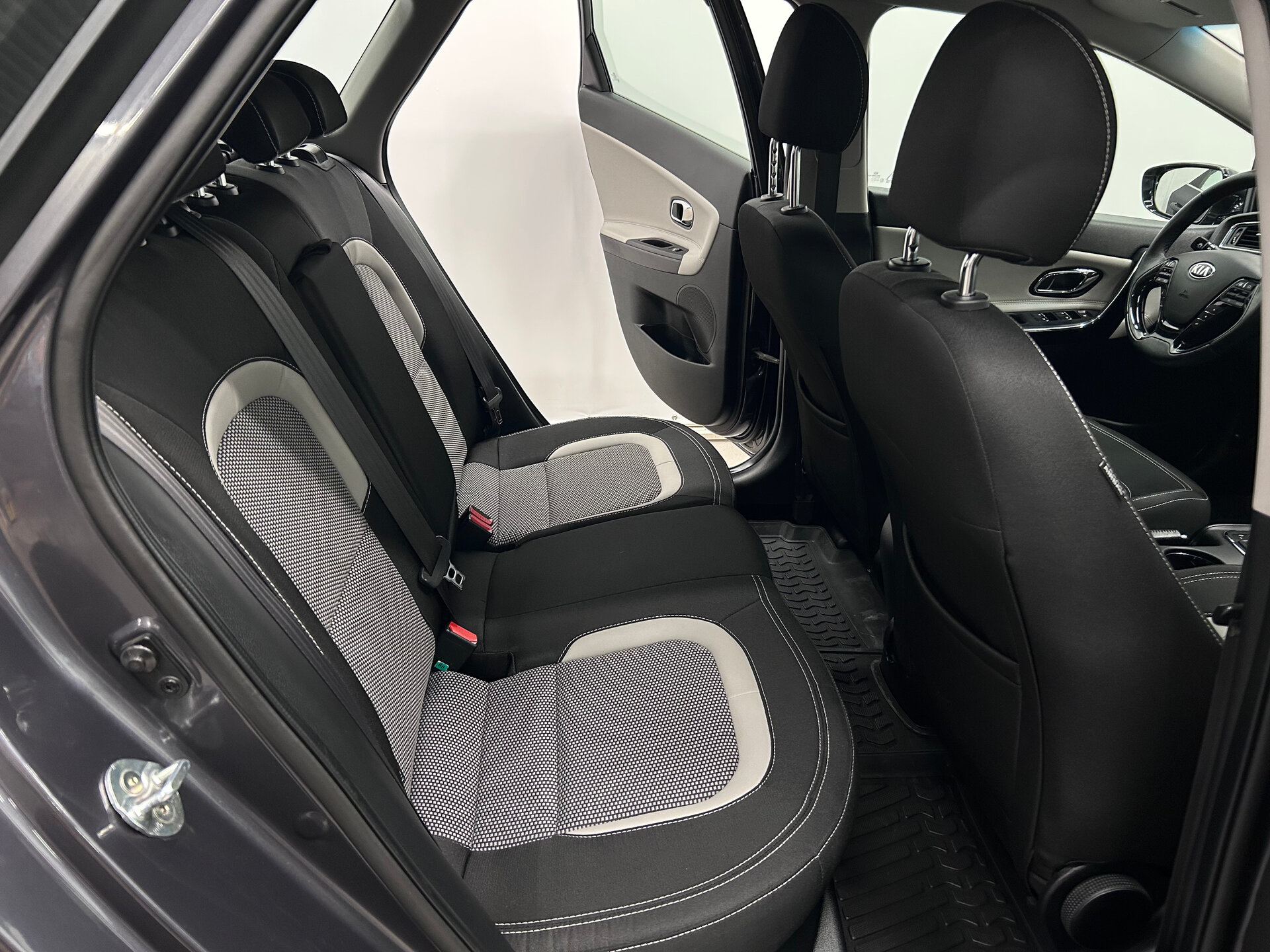 Kia Ceed 2017 12