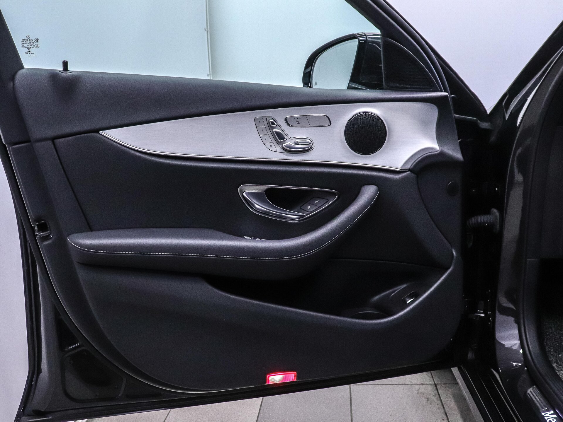 Mercedes-Benz E-Класс 2021 9