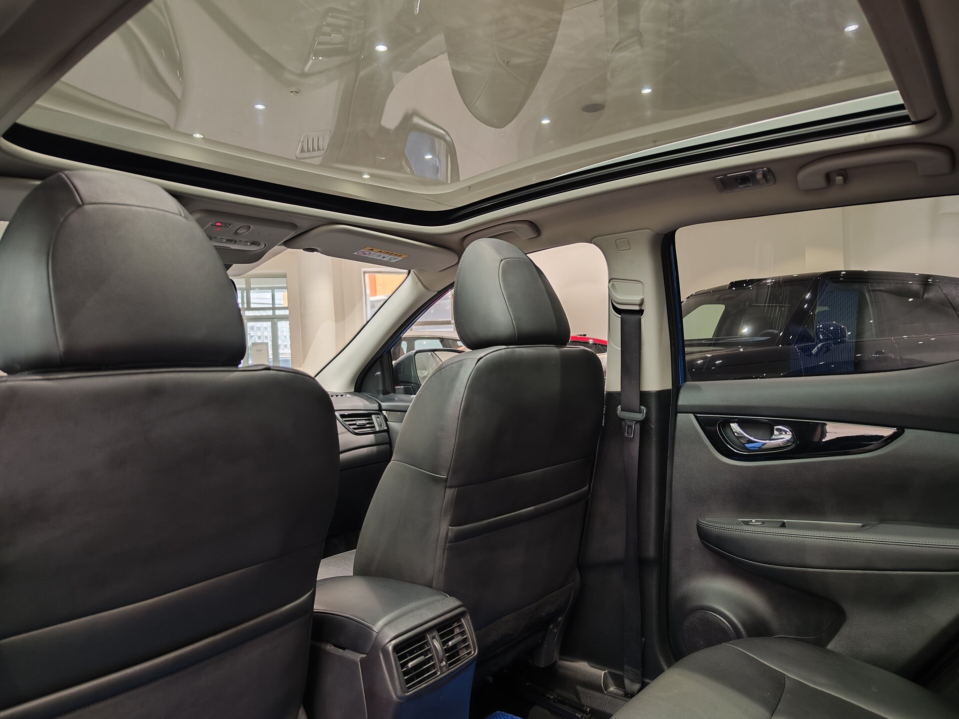 Автомобиль Nissan Qashqai 2.0 CVT (144 л.с.) 4WD - 10