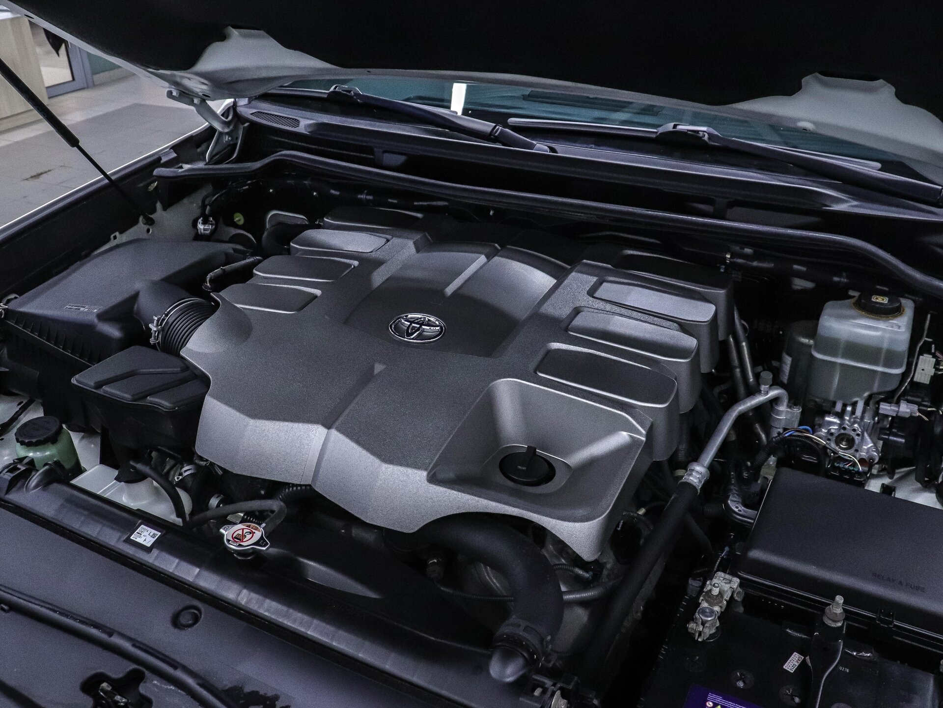 Toyota Land Cruiser 2019 38