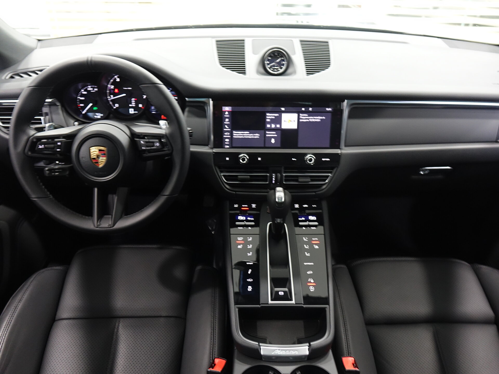 Автомобиль Porsche Macan 2.0 AMT (265 л.с.) 4WD - 12