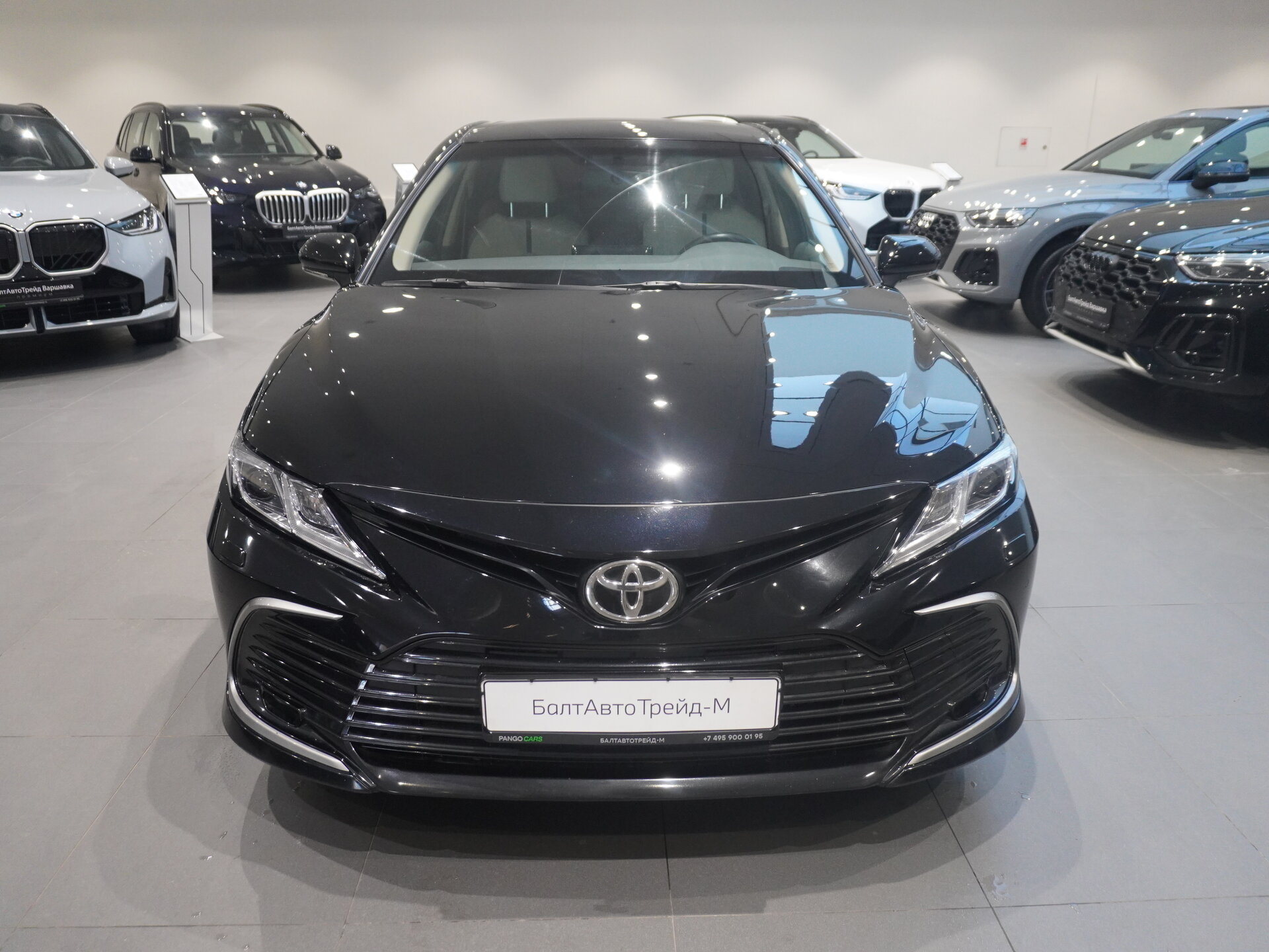 Автомобиль Toyota Camry 2.5 AT (200 л.с.) - 2