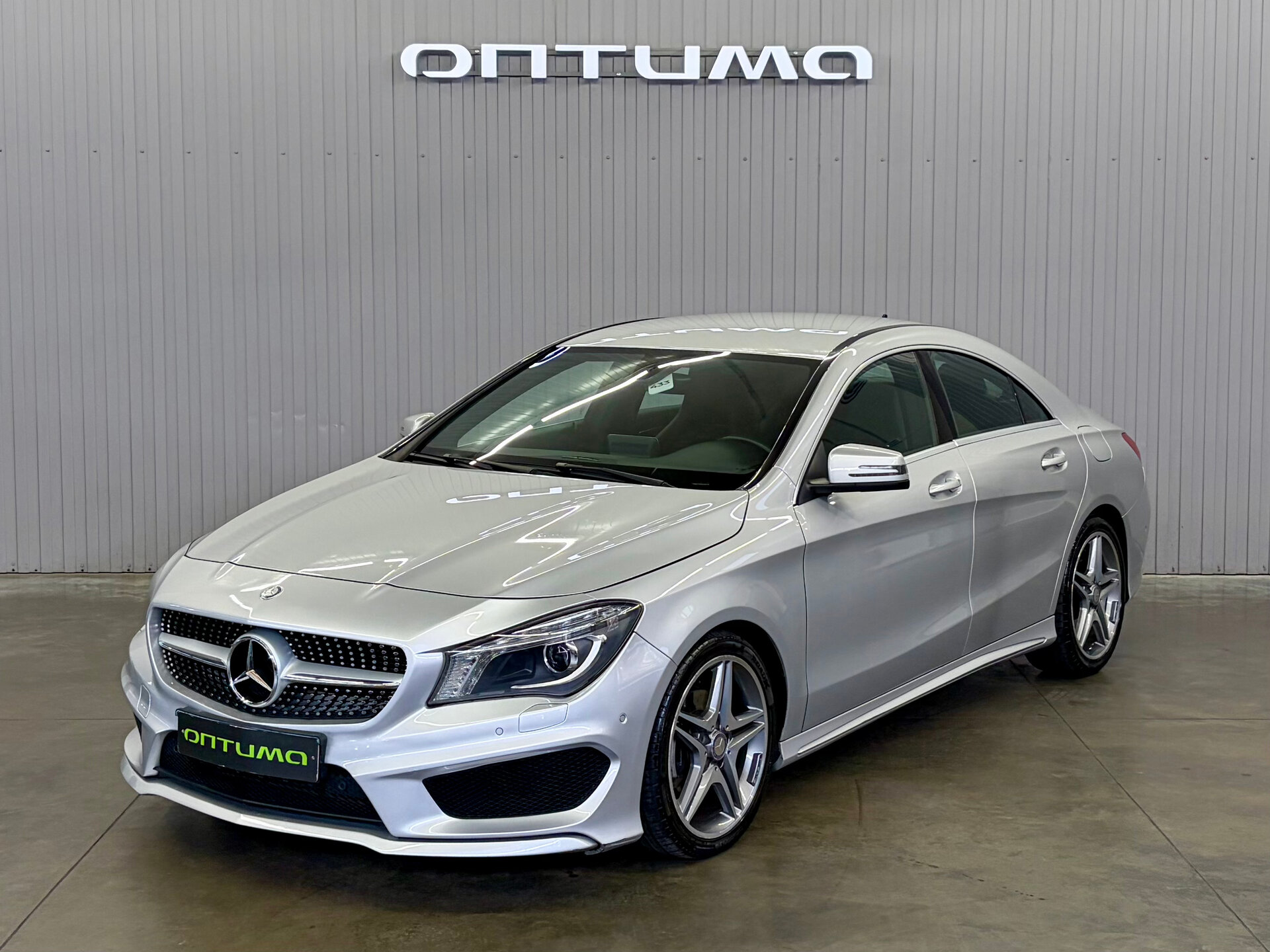 Mercedes-Benz CLA 