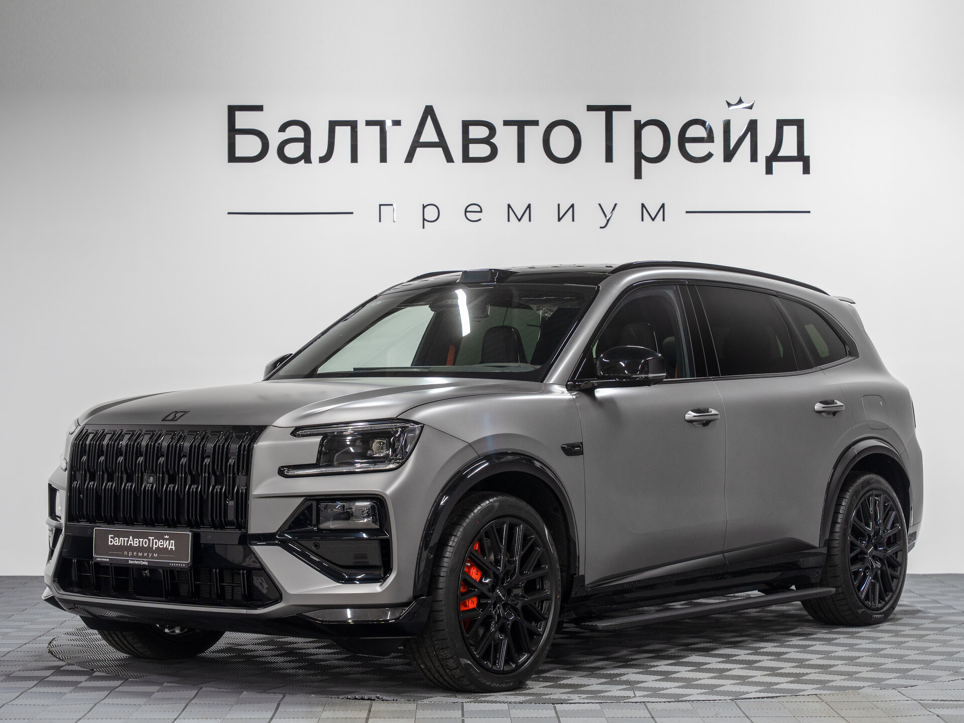 Автомобиль Zeekr 8X Dawn 2.0hyb AT (1401 л.с.) 4WD - 1