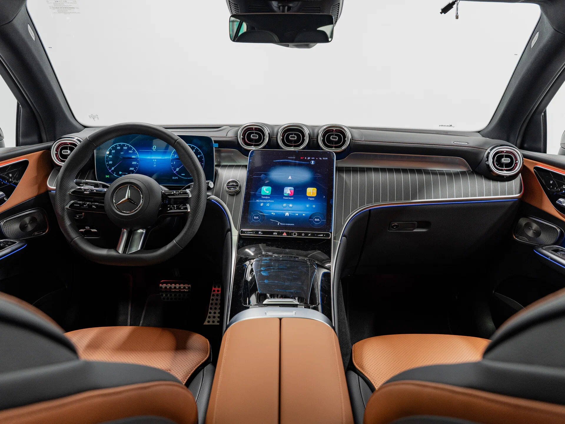 Автомобиль Mercedes-Benz GLC Coupe 300 2.0 AT (258 л.с.) 4WD - 15
