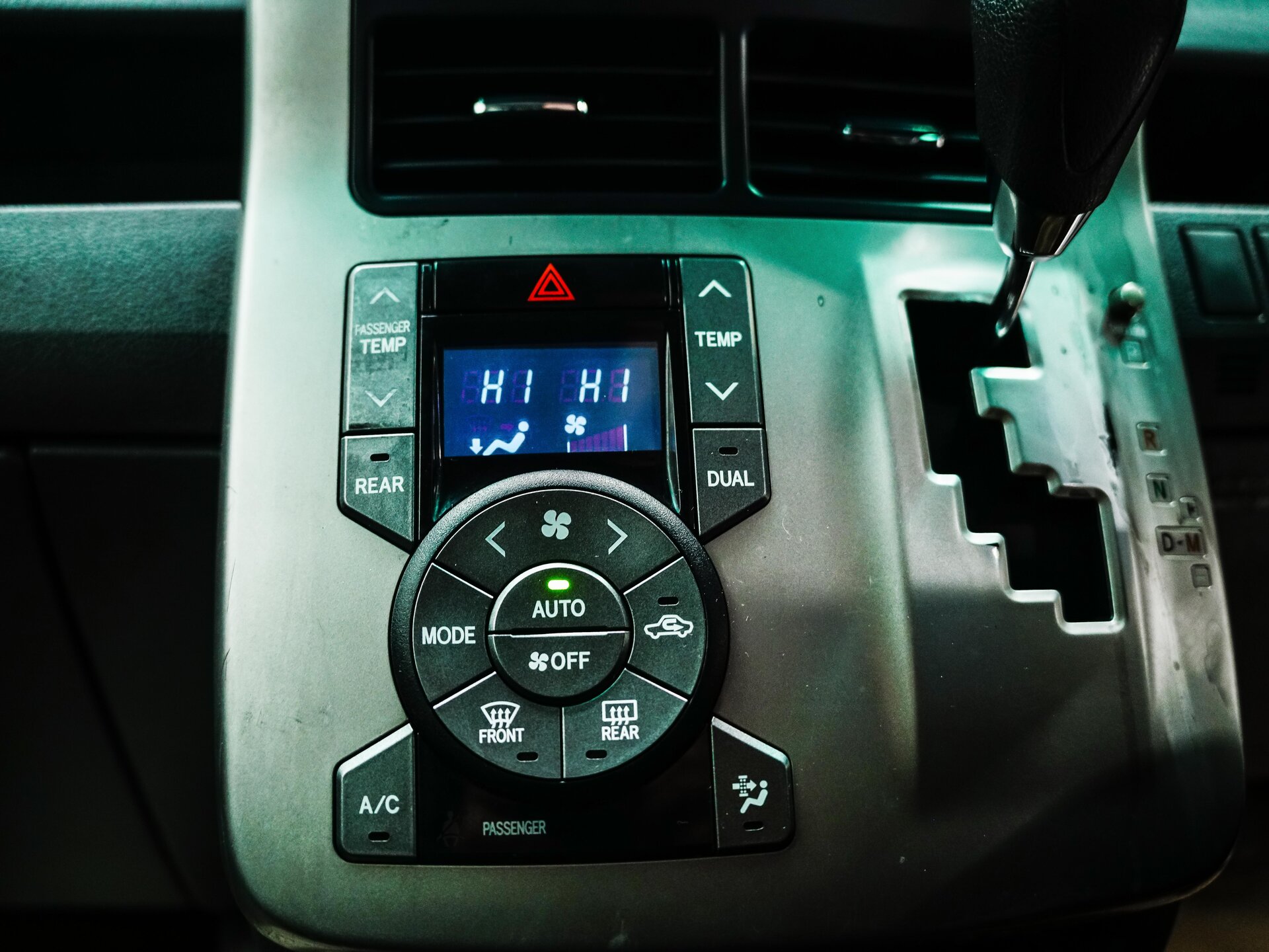 Toyota Noah 2008 17