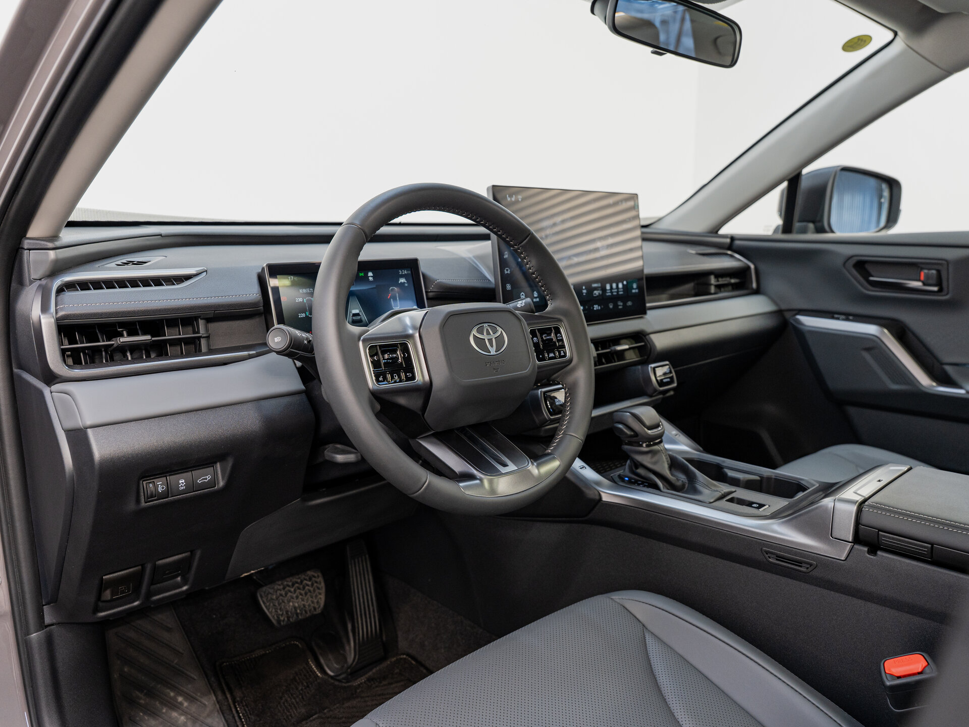 Автомобиль Toyota RAV4 2.0 CVT (171 л.с.) 4WD - 9