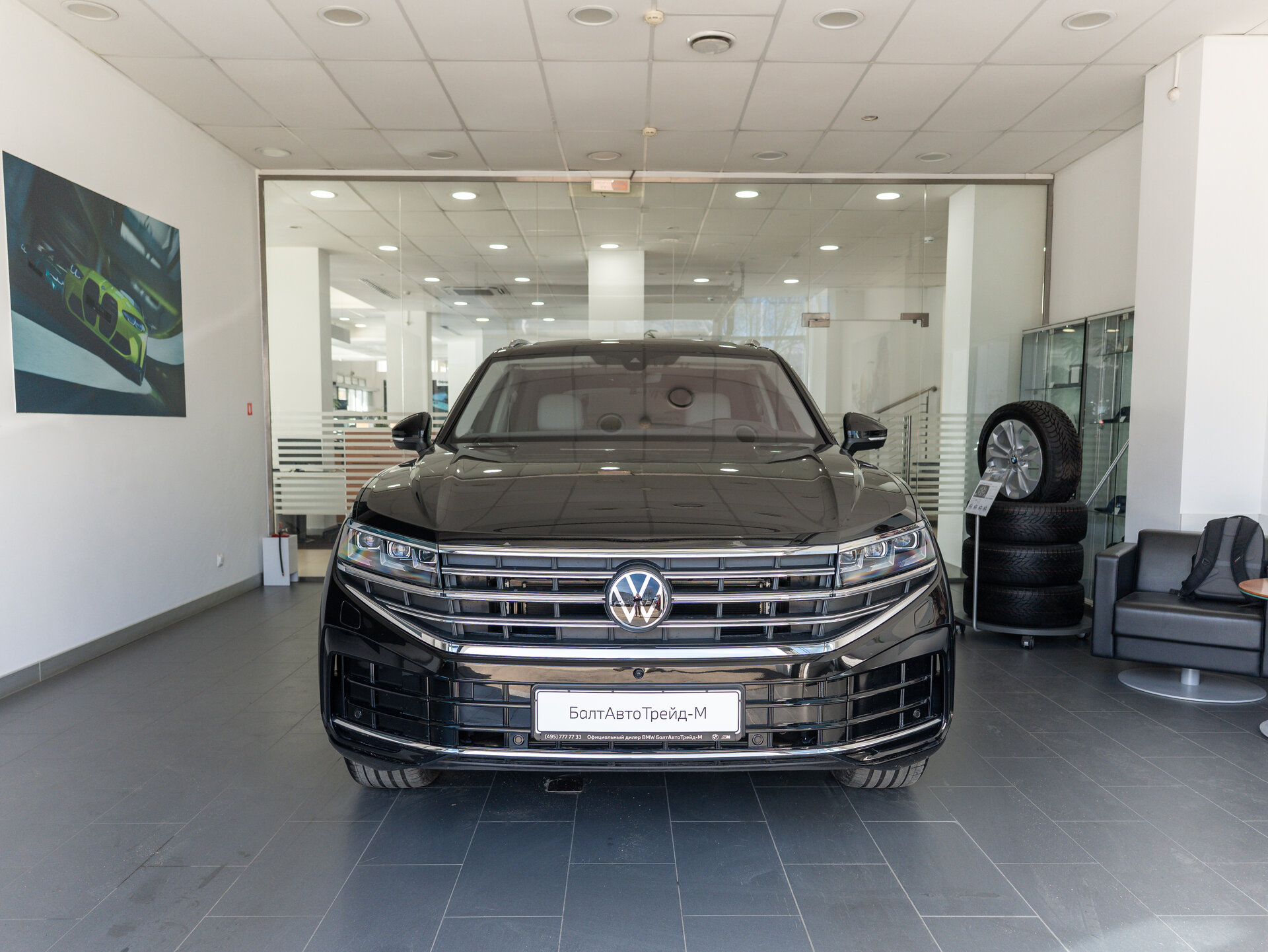 Автомобиль Volkswagen Touareg 3.0d AT (286 л.с.) 4WD - 2