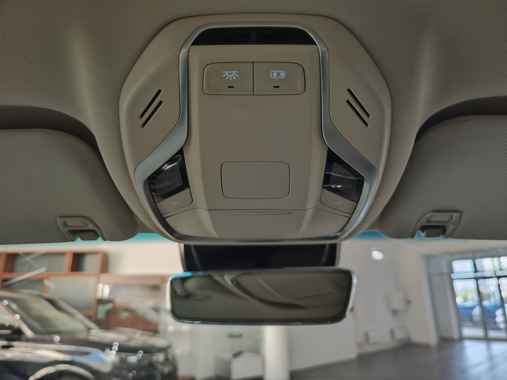 Автомобиль Geely Atlas Pro 1.5 AMT (177 л.с.) 4WD - 20