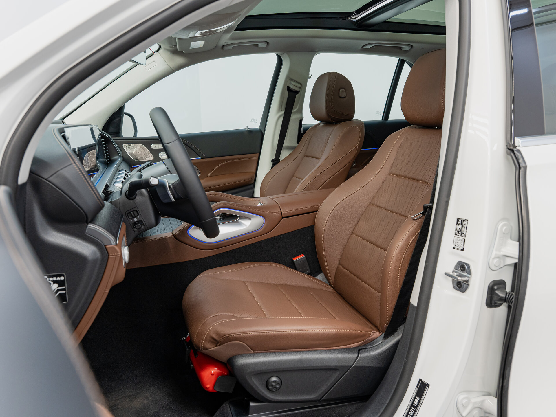 Автомобиль Mercedes-Benz GLE 300 d 2.0d AT (269 л.с.) 4WD - 16