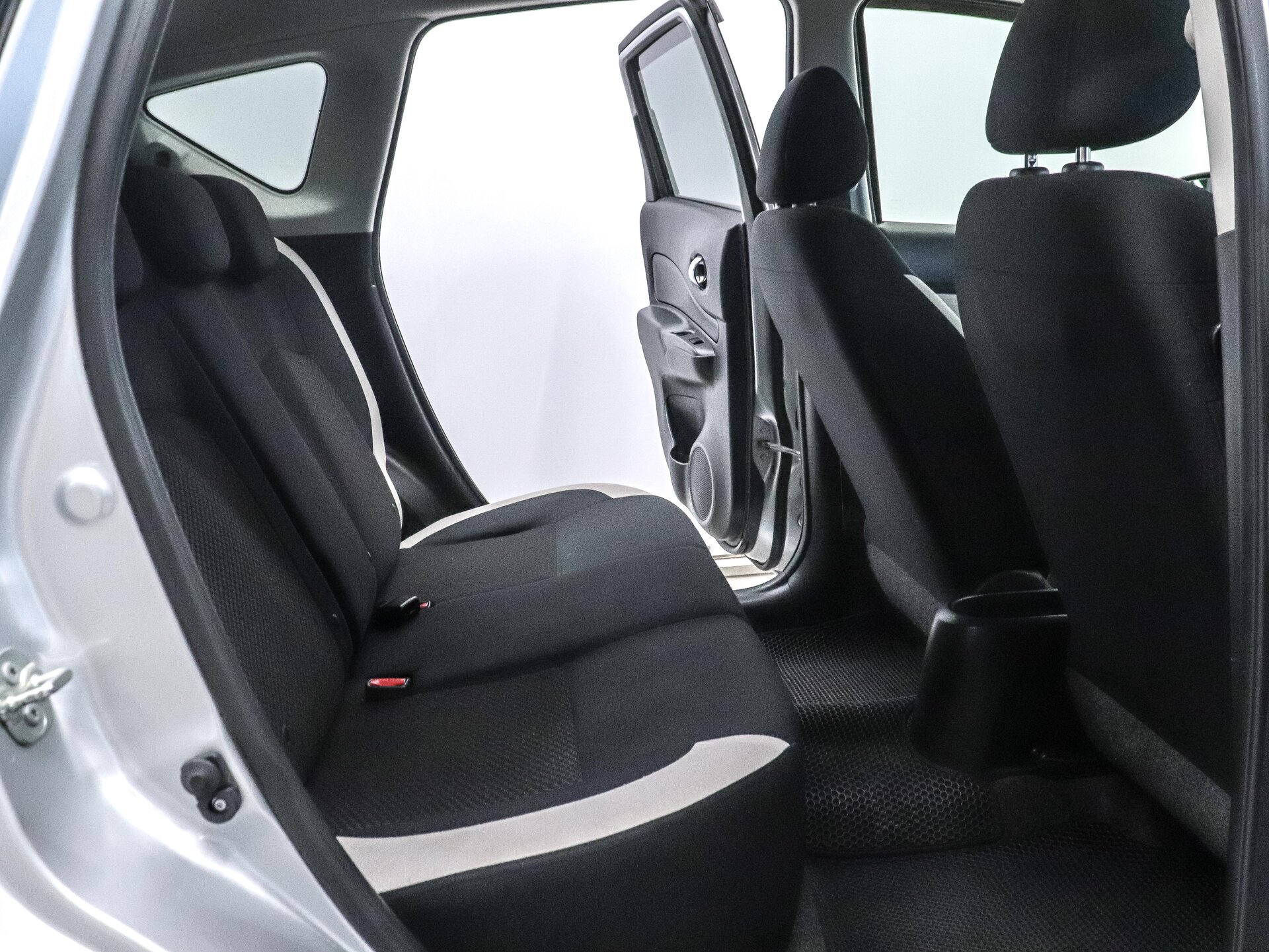 Nissan Note 2019 21