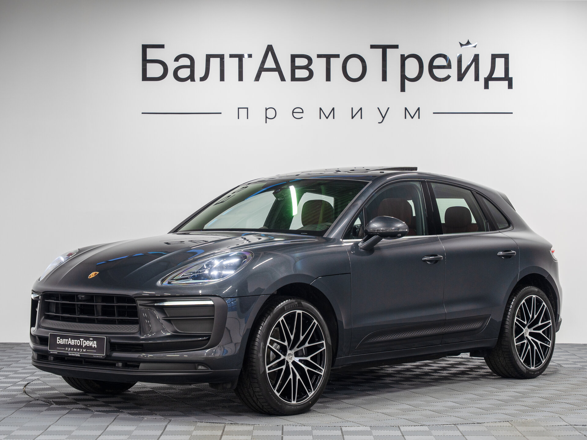 Автомобиль Porsche Macan 2.0 AMT (265 л.с.) 4WD - 1