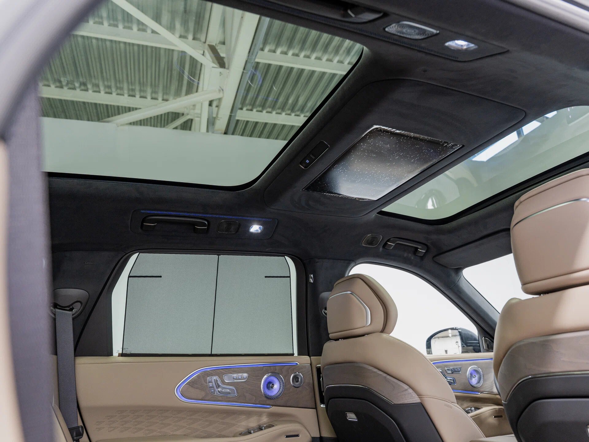 Автомобиль Zeekr 8X 70 kWh 2.0hyb AT (898 л.с.) 4WD - 11