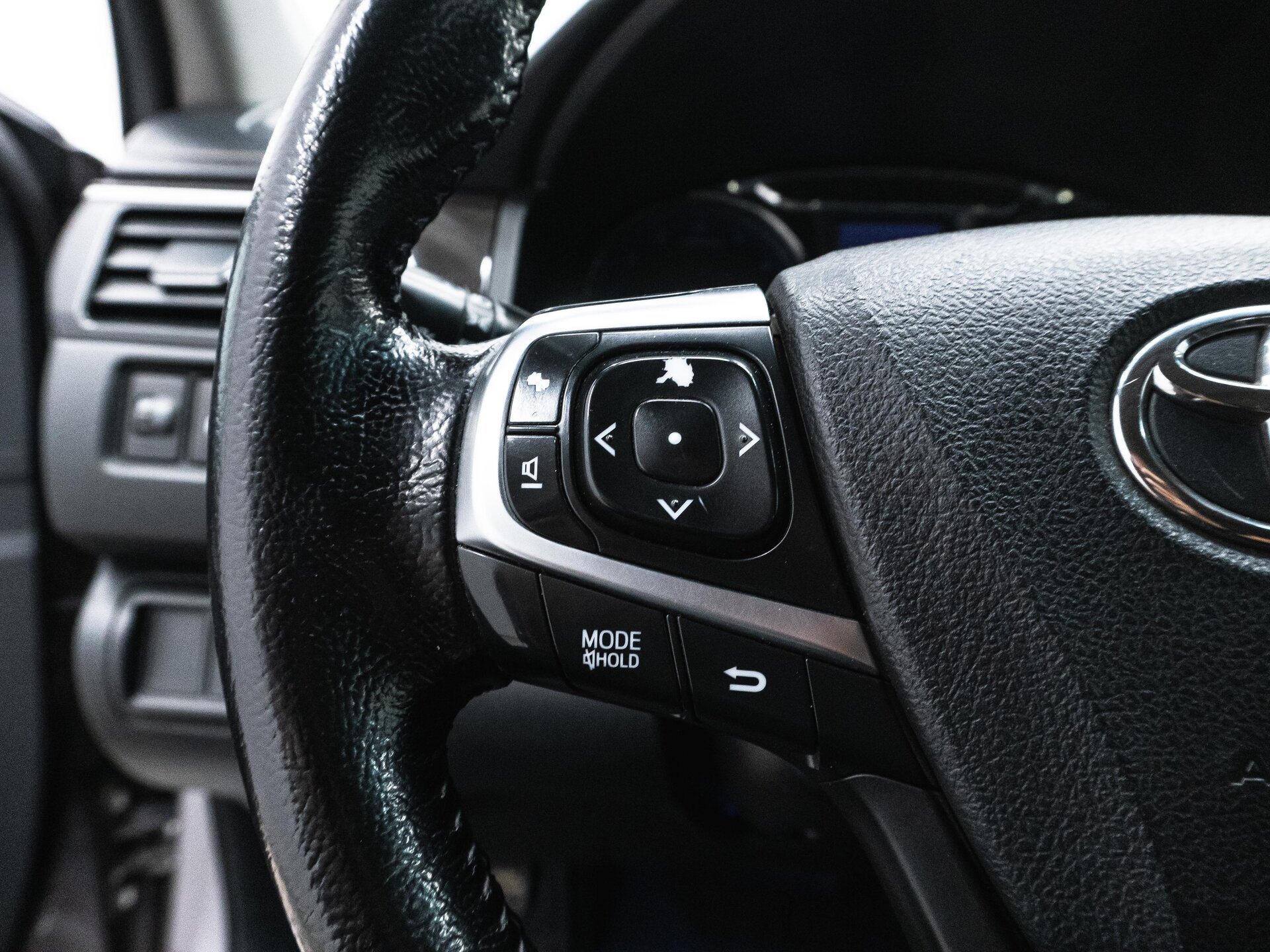 Toyota Camry 2015 19