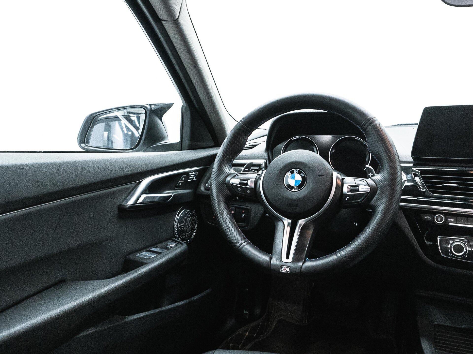 BMW 1 серии 2022 12
