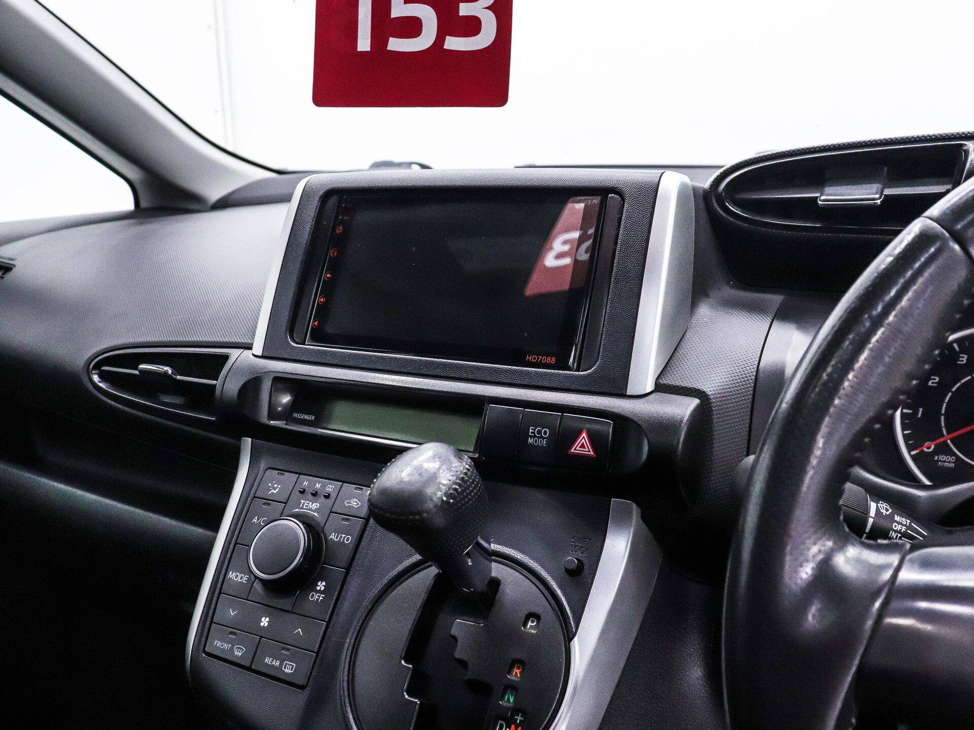 Toyota Wish 2010 18