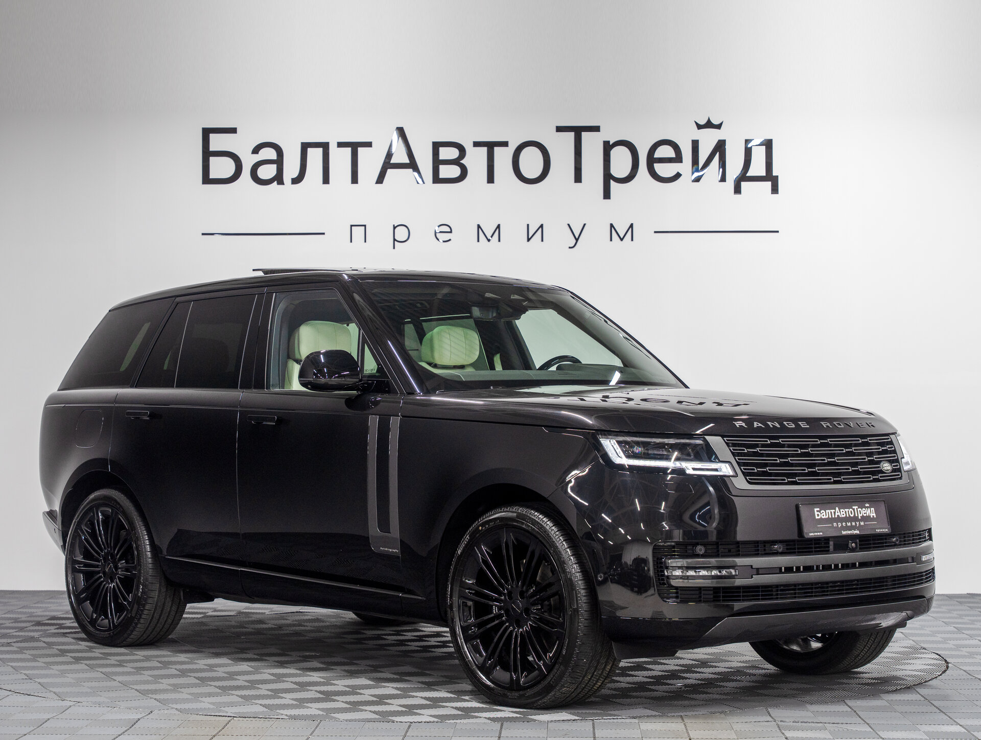 Автомобиль Land Rover Range Rover D350 MHEV 3.0d AT (350 л.с.) 4WD - 5