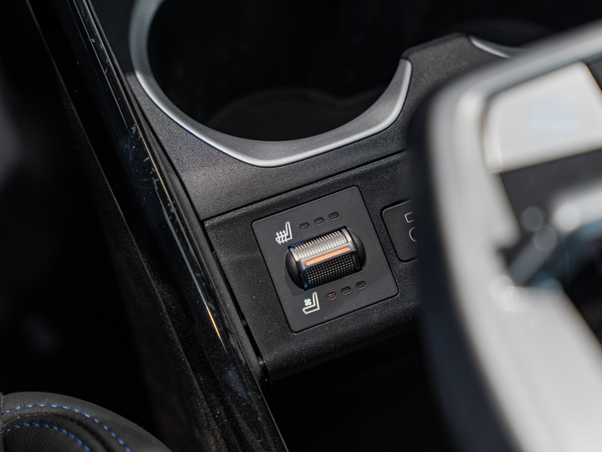 Автомобиль BMW X1 25Li xDrive 2.0 AMT (204 л.с.) 4WD - 20
