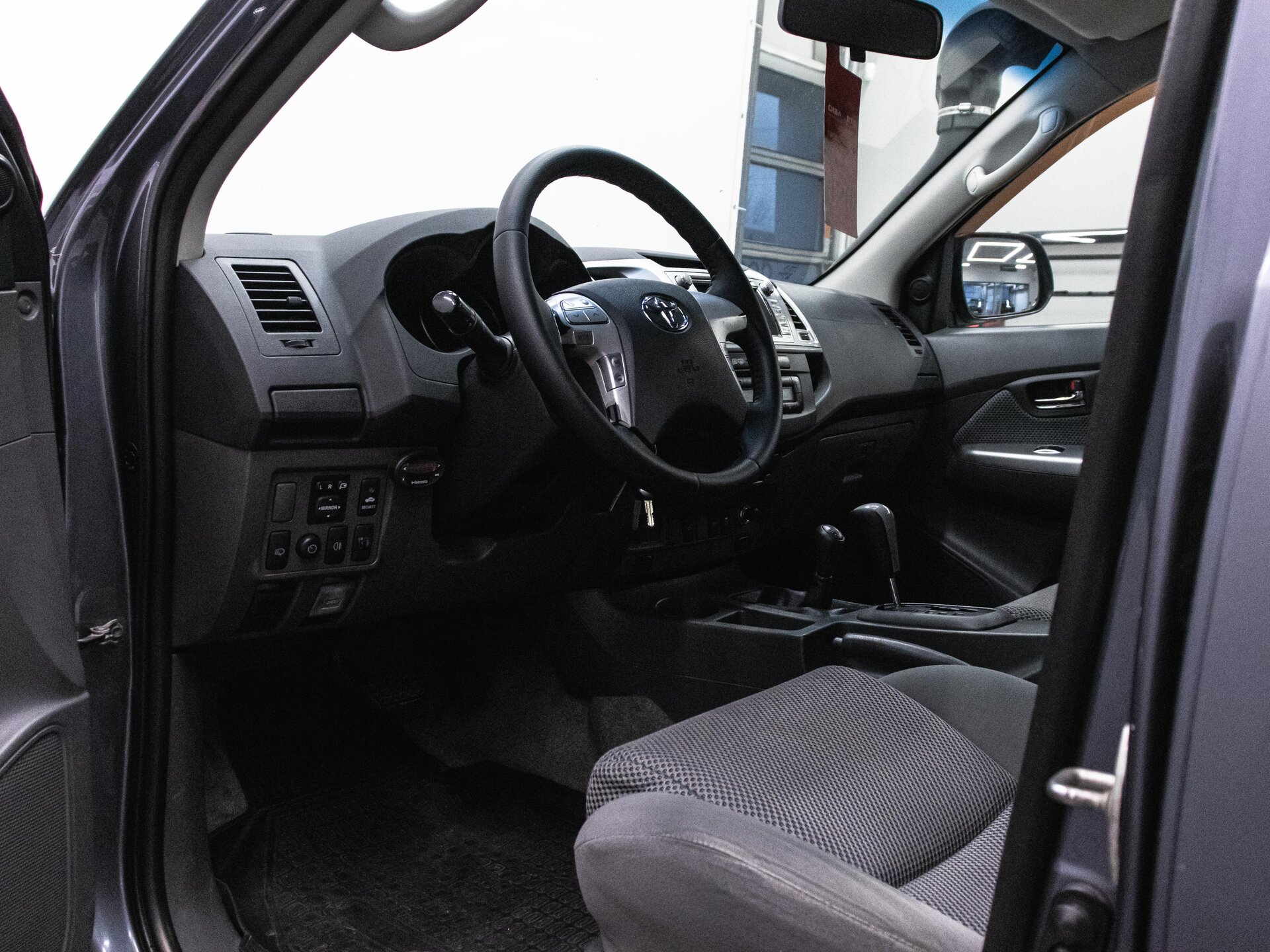 Toyota Hilux 2012 17