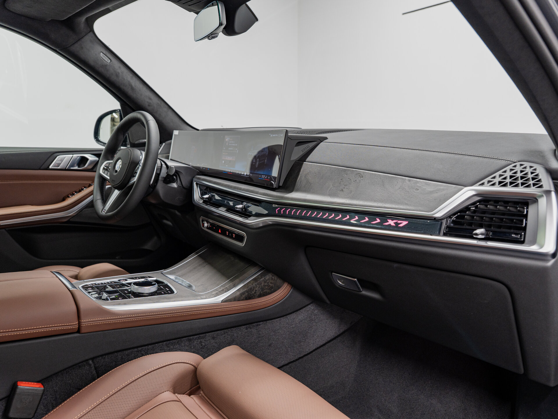 Автомобиль BMW X7 40d 3.0d AT (340 л.с.) 4WD - 15