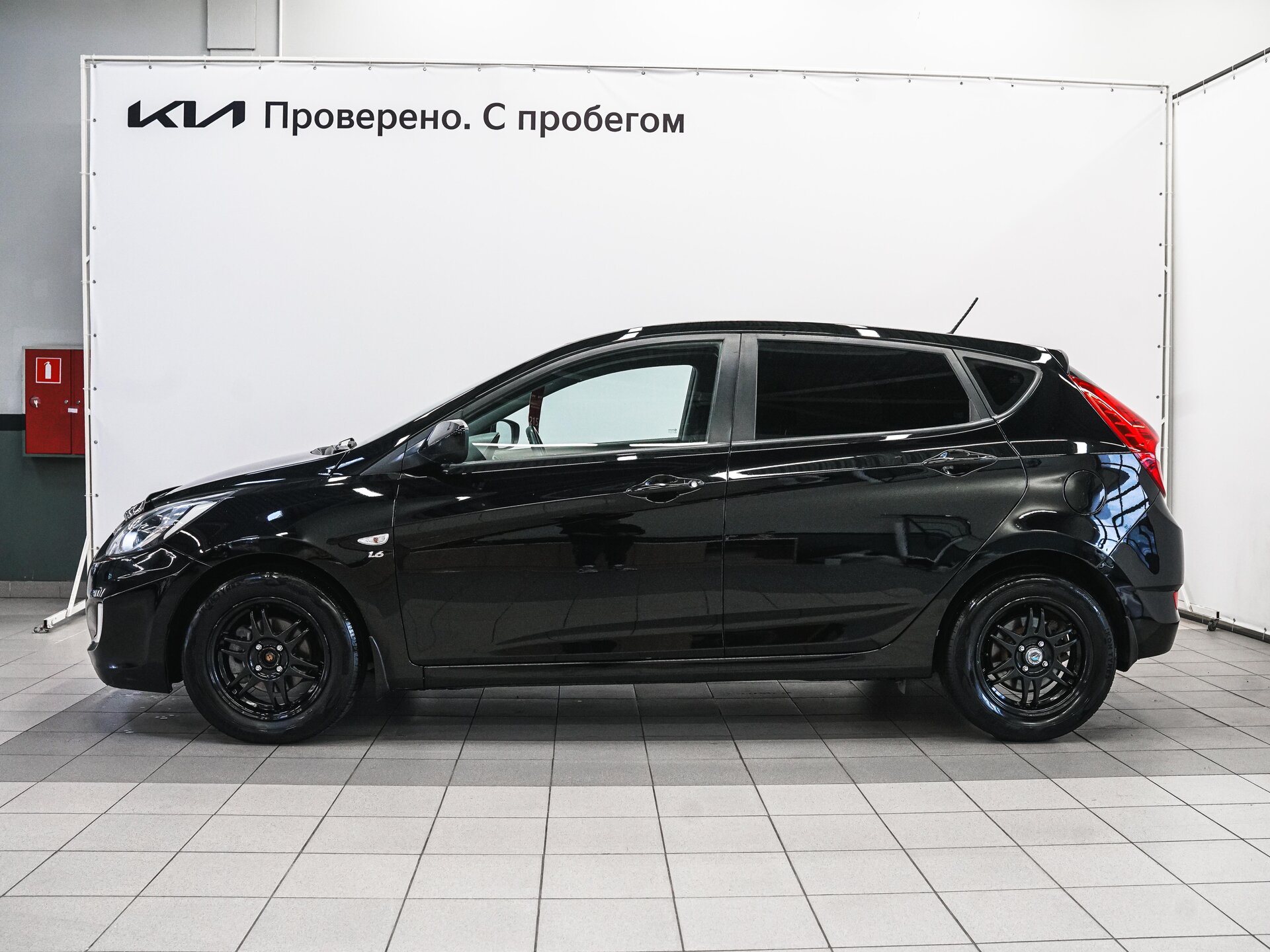 Hyundai Solaris 2012 8