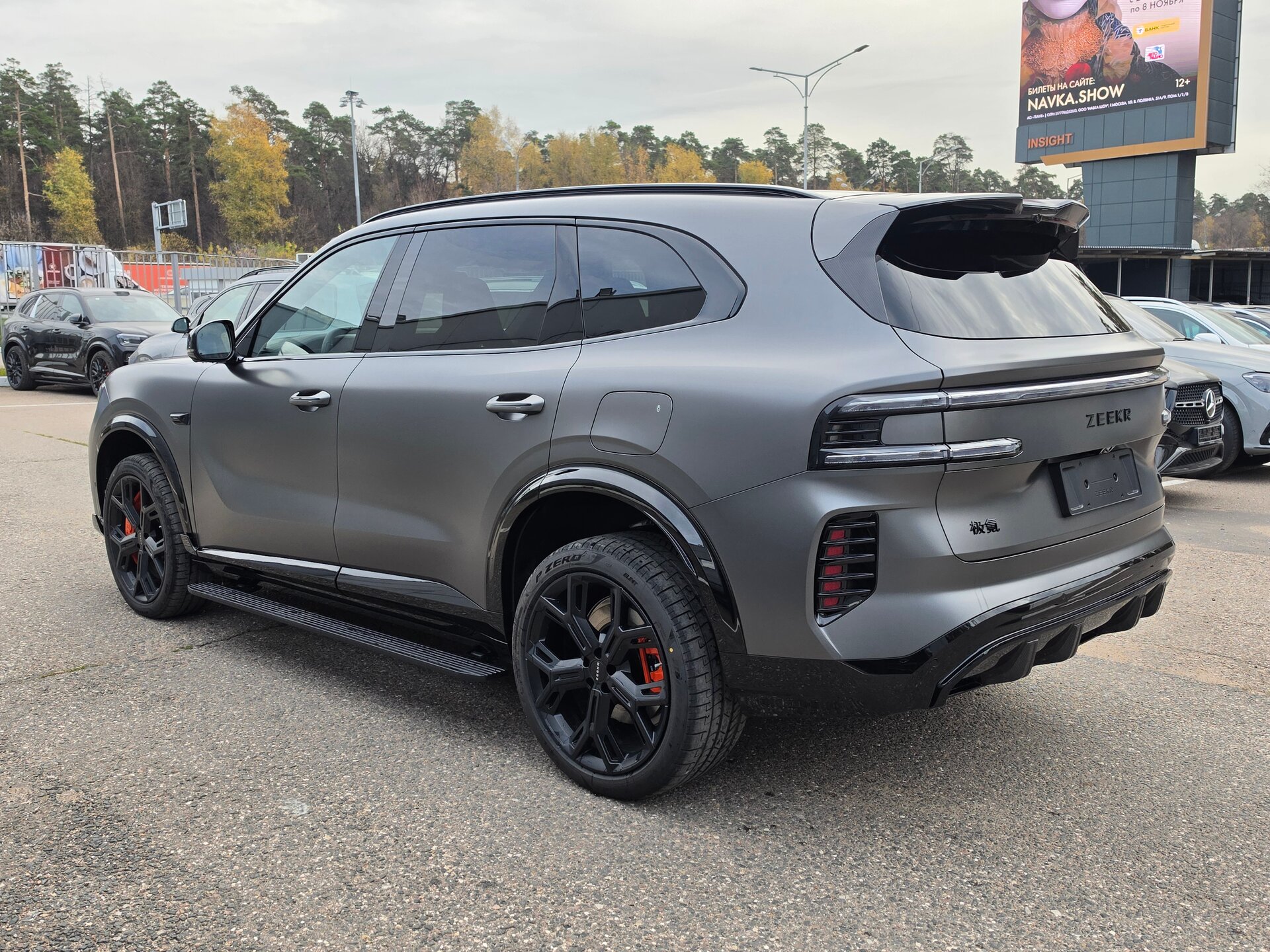 Автомобиль Zeekr 8X Dawn 2.0hyb AT (1401 л.с.) 4WD - 14