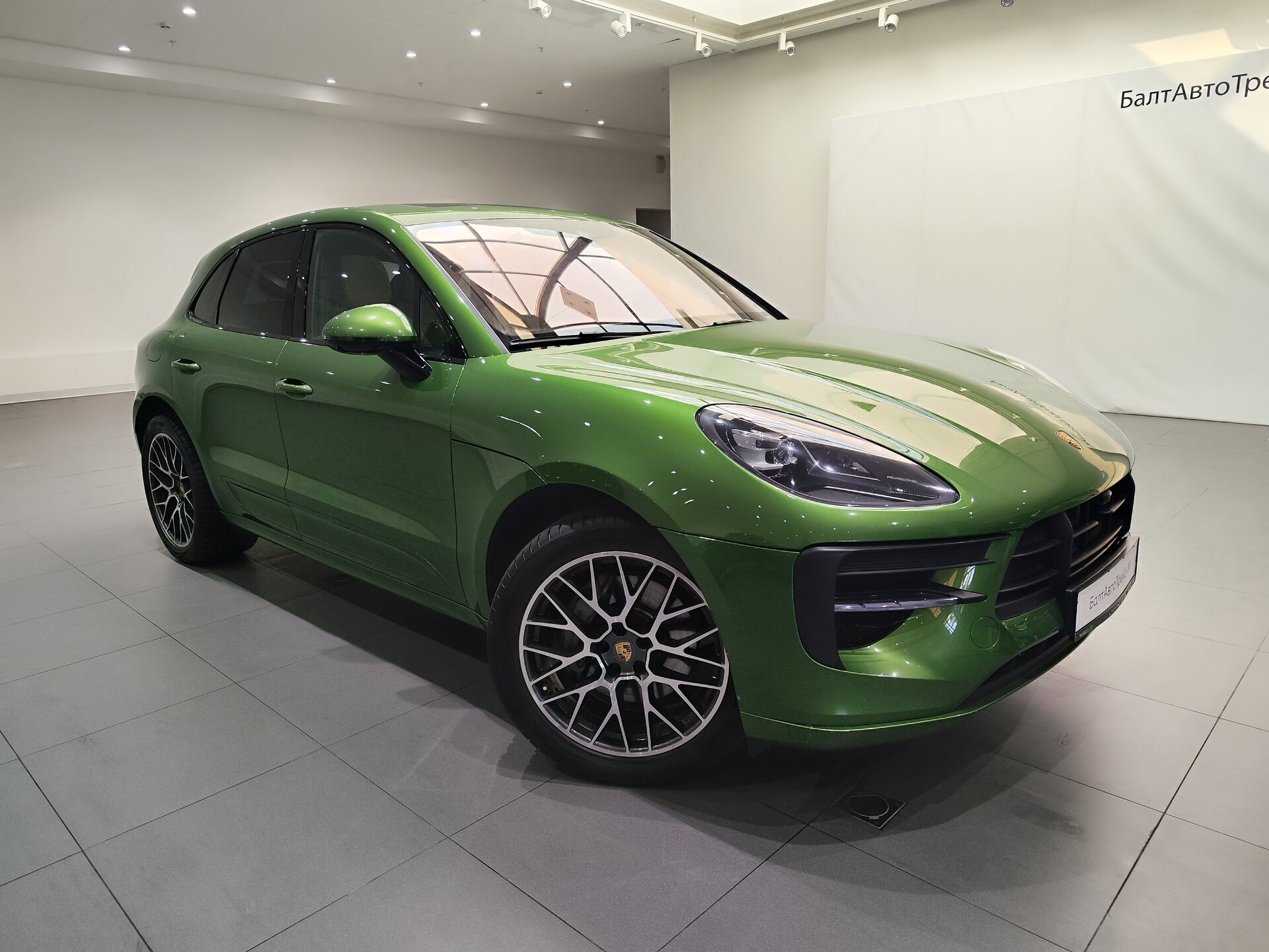 Автомобиль Porsche Macan S 3.0 AMT (354 л.с.) 4WD - 3