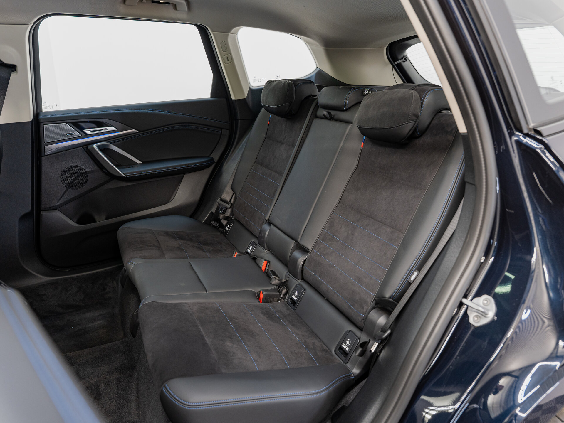 Автомобиль BMW X1 25Li xDrive 2.0 AMT (204 л.с.) 4WD - 17