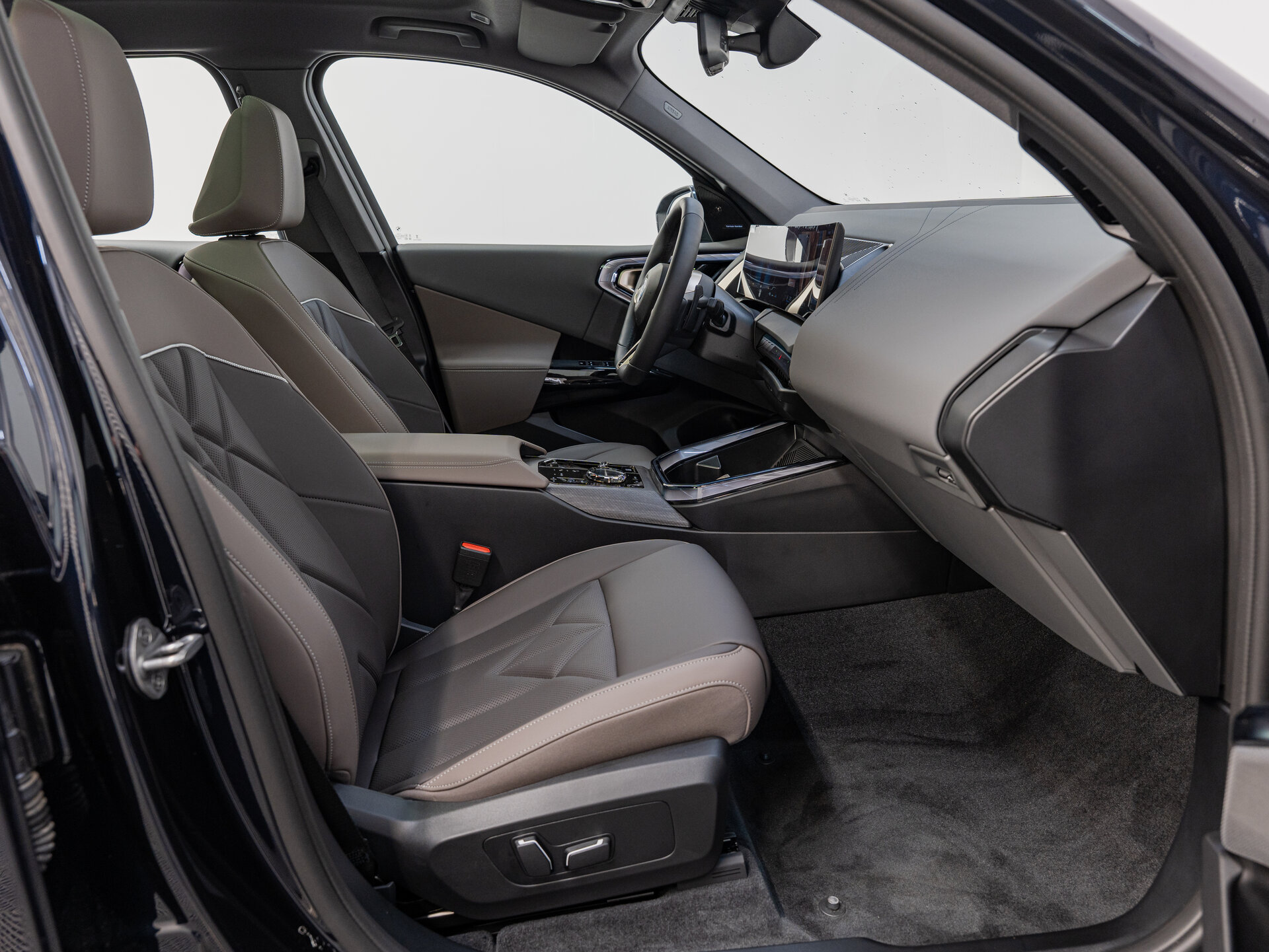 Автомобиль BMW X3 30L xDrive 2.0 AT (258 л.с.) 4WD - 10