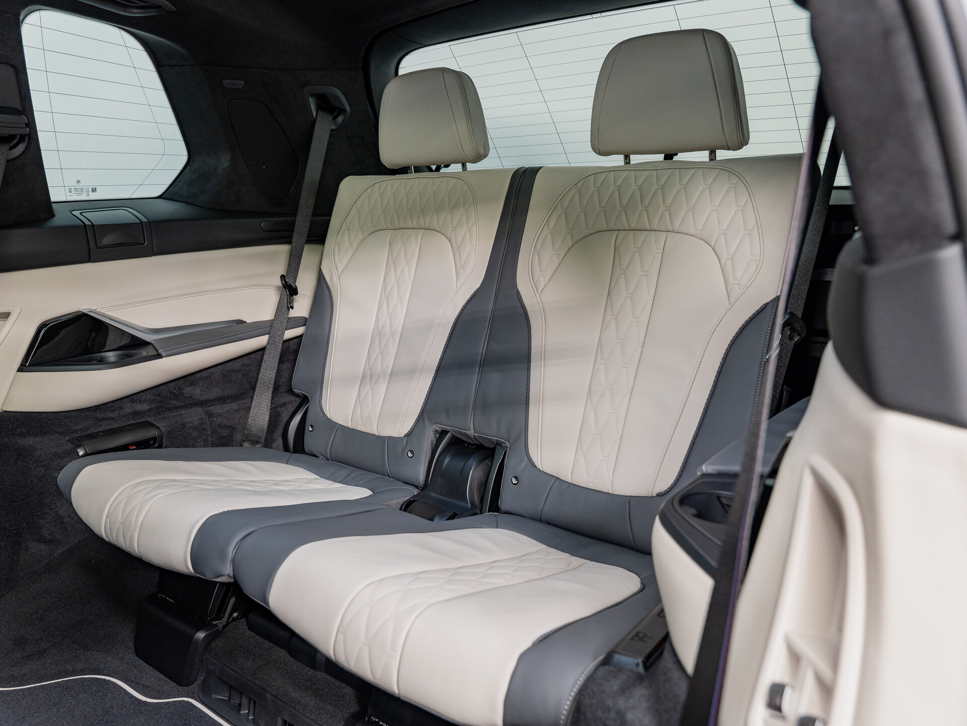 Автомобиль BMW X7 40d 3.0d AT (340 л.с.) 4WD - 19