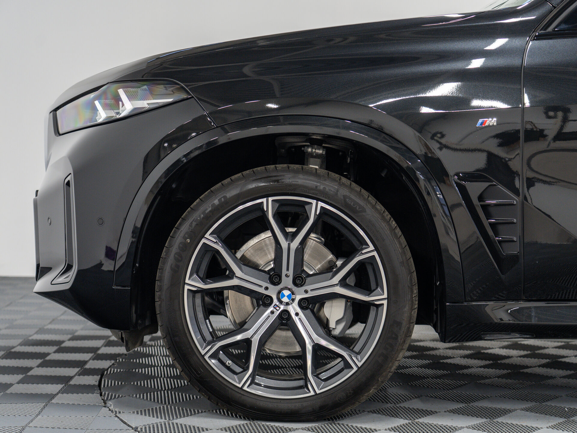 Автомобиль BMW X5 30Li 2.0 AT (258 л.с.) 4WD - 3
