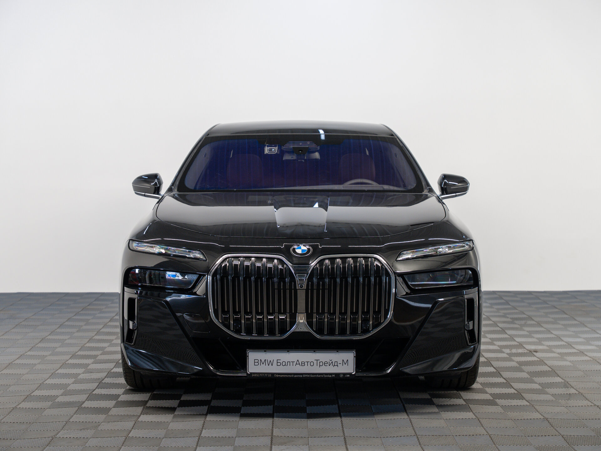 Автомобиль BMW 7 серии 740i xDrive 3.0 AT (380 л.с.) 4WD - 6
