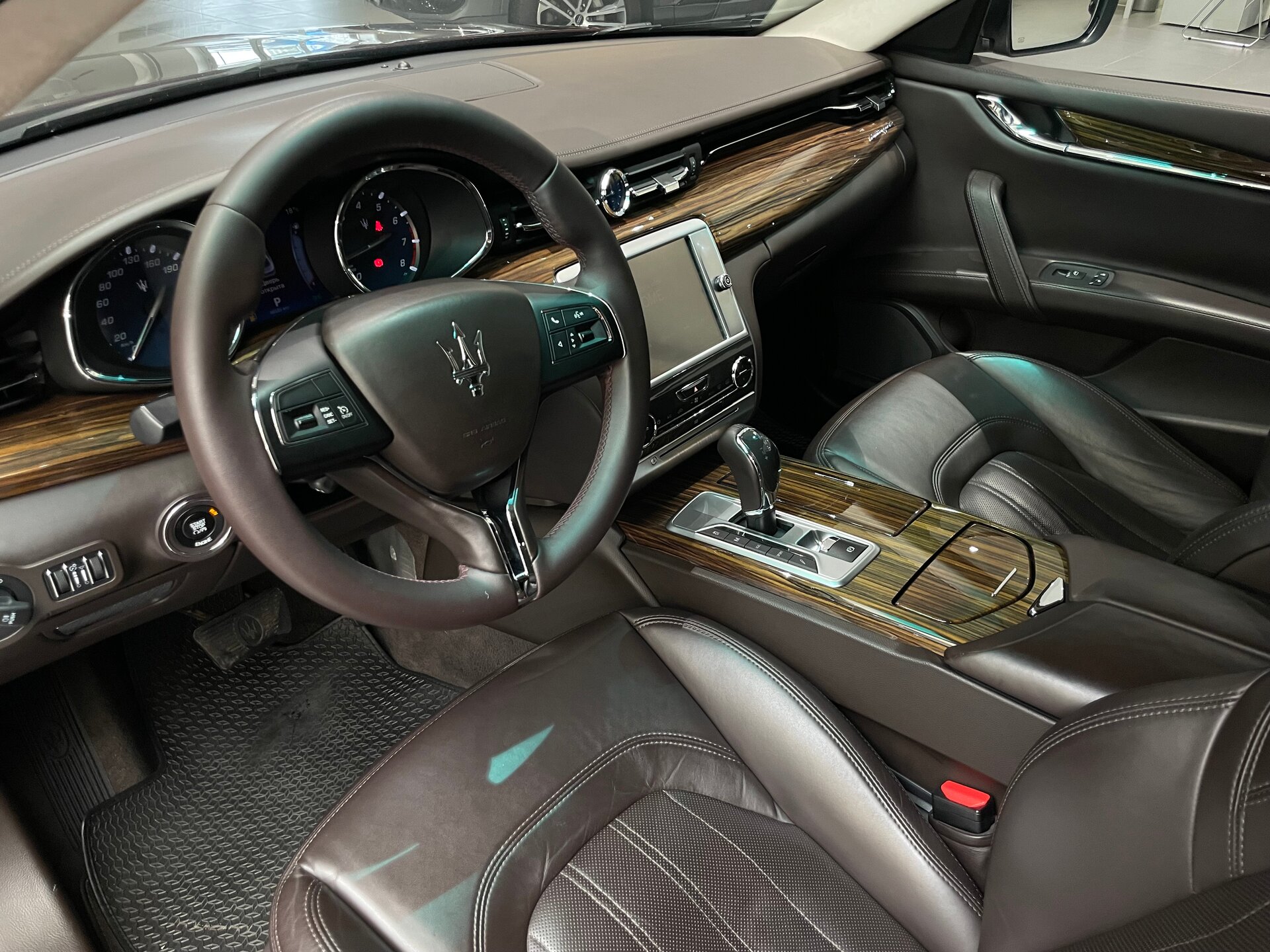 Автомобиль Maserati Quattroporte S Q4 3.0 AT (410 л.с.) 4WD - 7