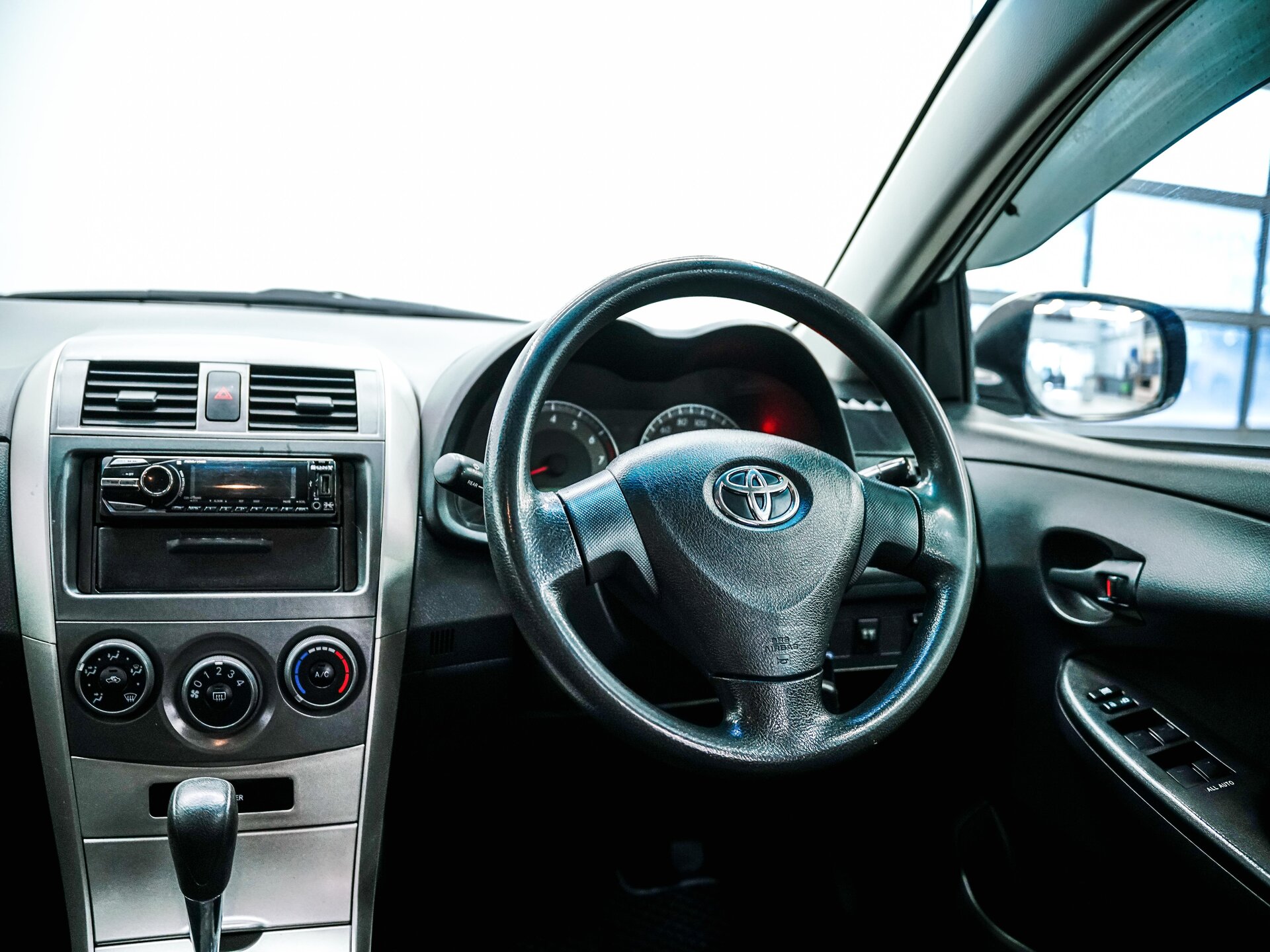 Toyota Corolla 2010 14