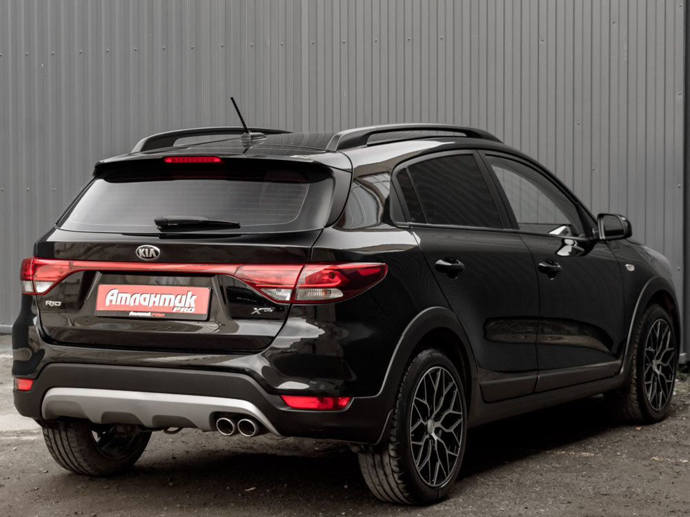 Купить Kia Rio X-Line 1.6 MT (123 л.с.), 2018 в Екатеренбурге