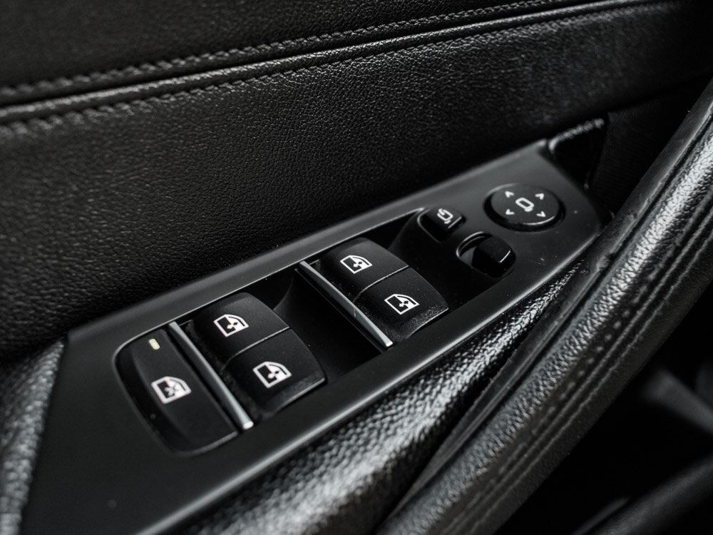 Купить BMW 5 серии 520d xDrive 2.0d AT (190 л.с.) 4WD, 2019 в Екатеренбурге