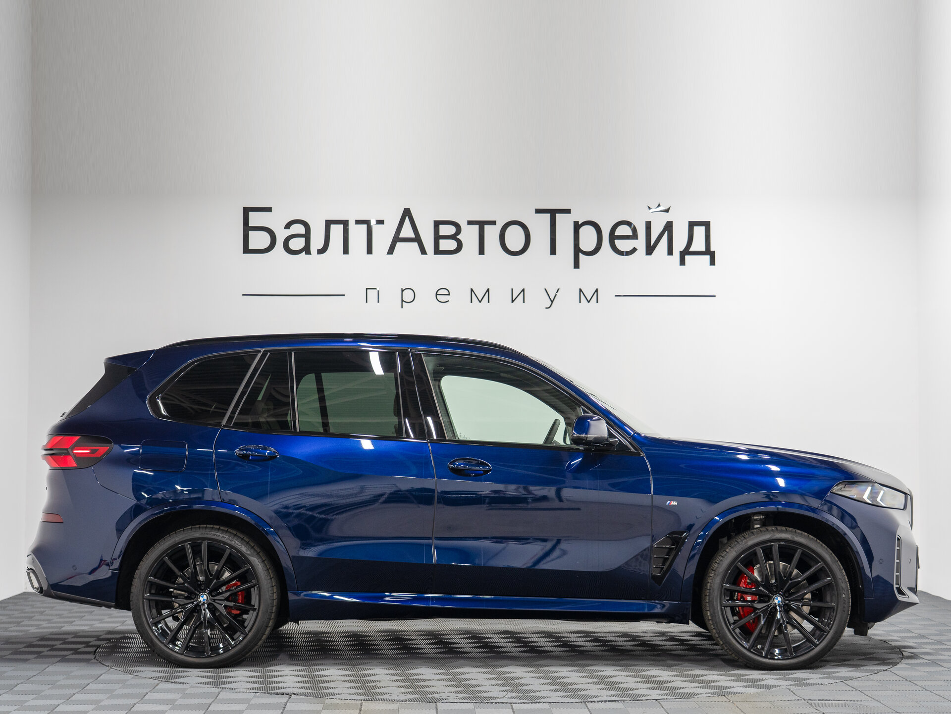 Автомобиль BMW X5 30d 3.0d AT (286 л.с.) 4WD - 6