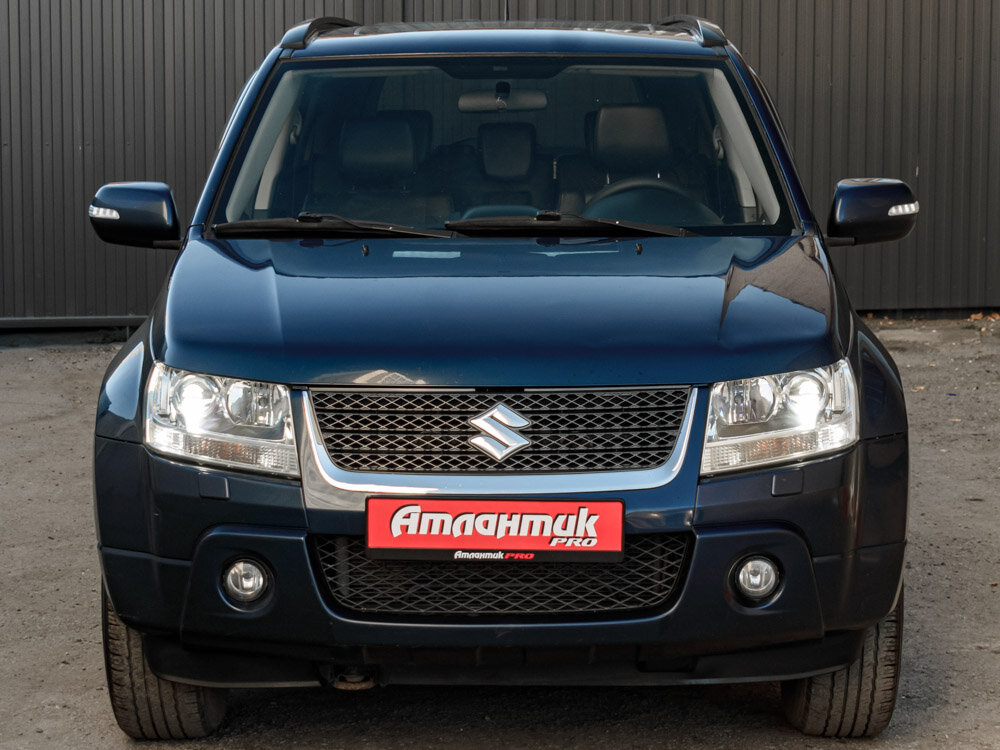 Купить Suzuki Grand Vitara 2.4 AT (169 л.с.) 4WD, 2011 в Екатеренбурге