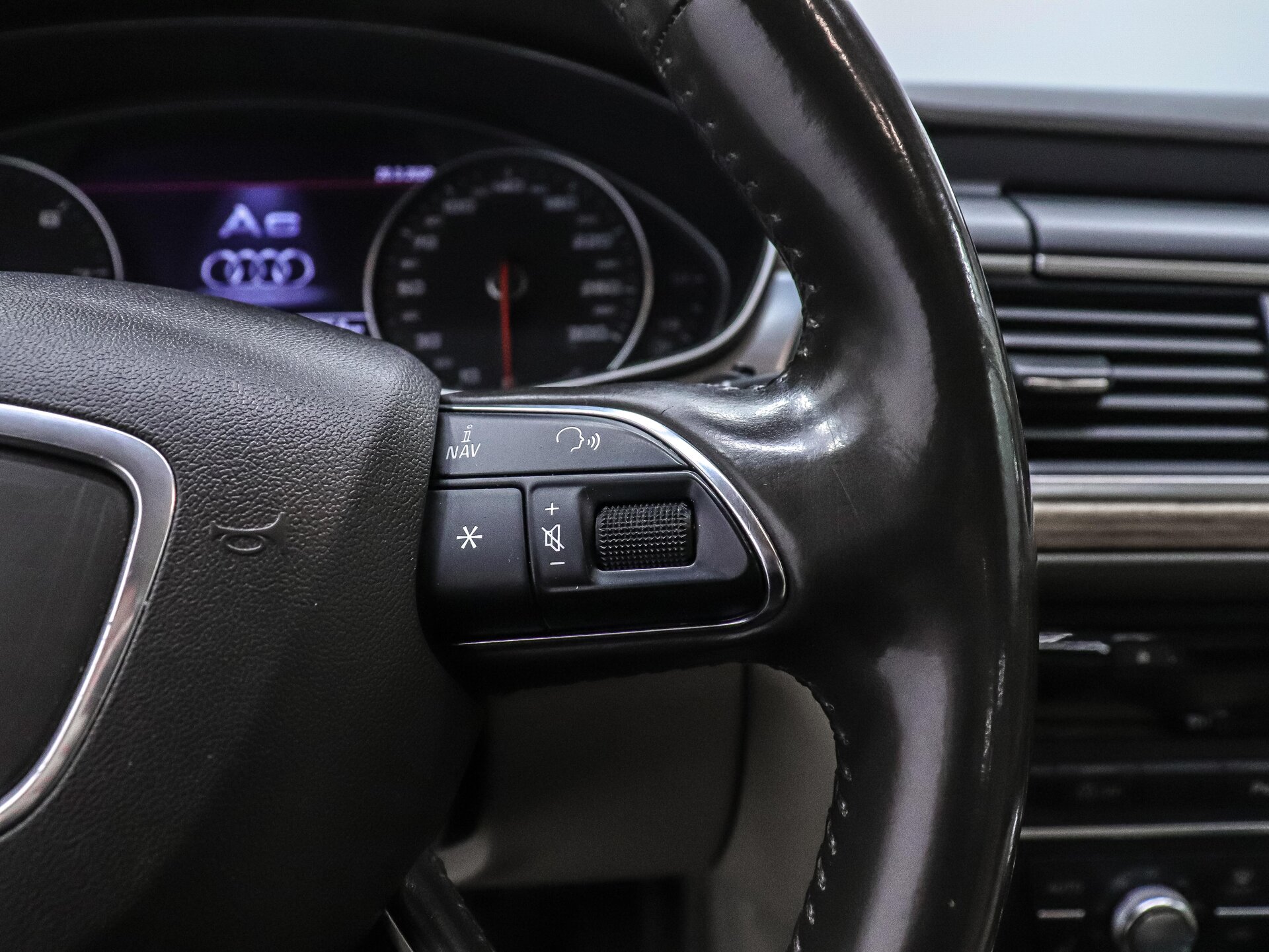 Audi A6 2011 22