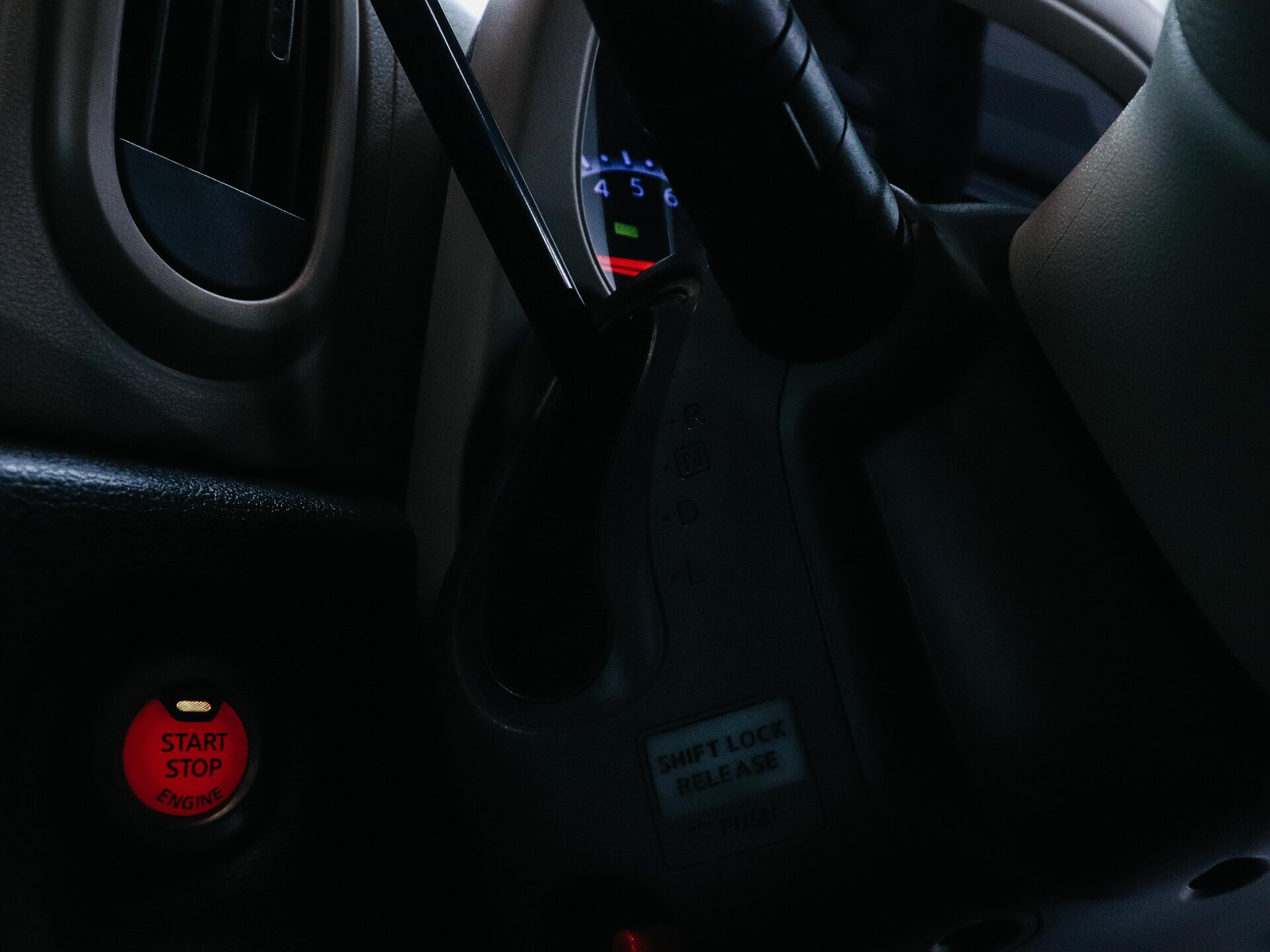 Nissan Cube 2018 26