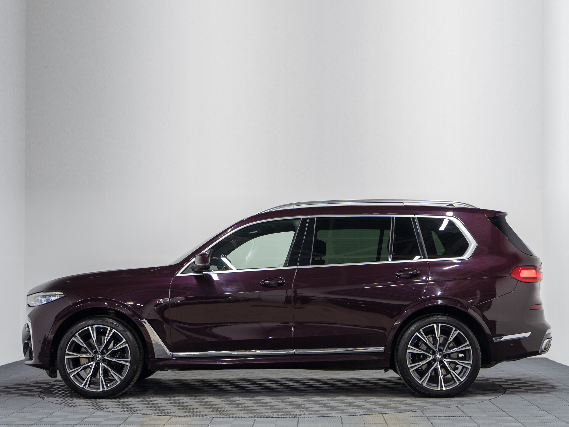 Автомобиль BMW X7 40i 3.0 AT (340 л.с.) 4WD - 10