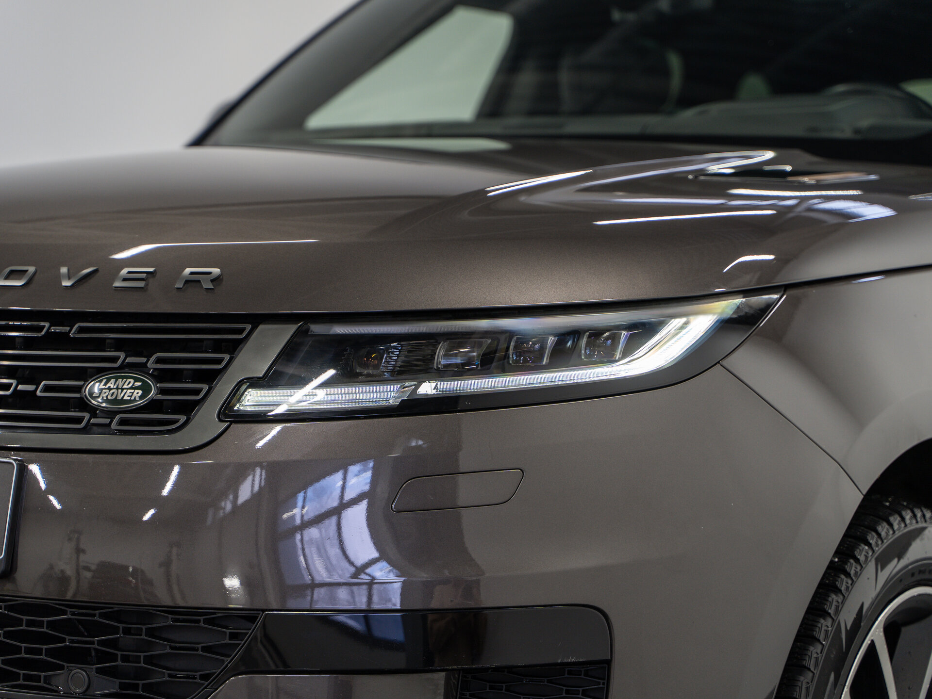 Автомобиль Land Rover Range Rover Sport D350 3.0d AT (350 л.с.) 4WD - 2