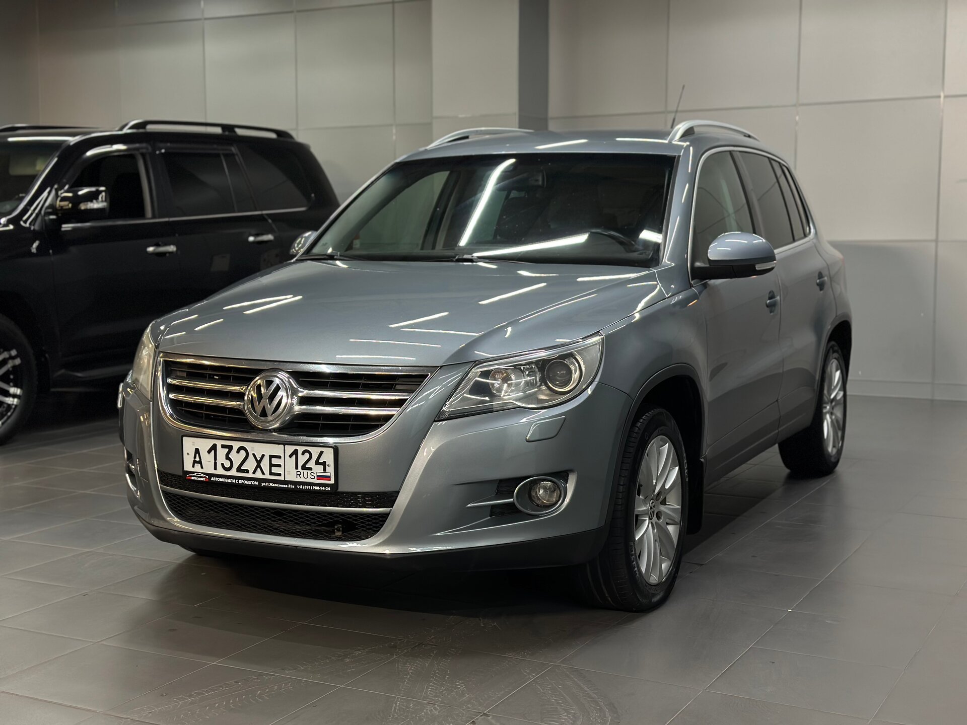 Volkswagen Tiguan — фото 1
