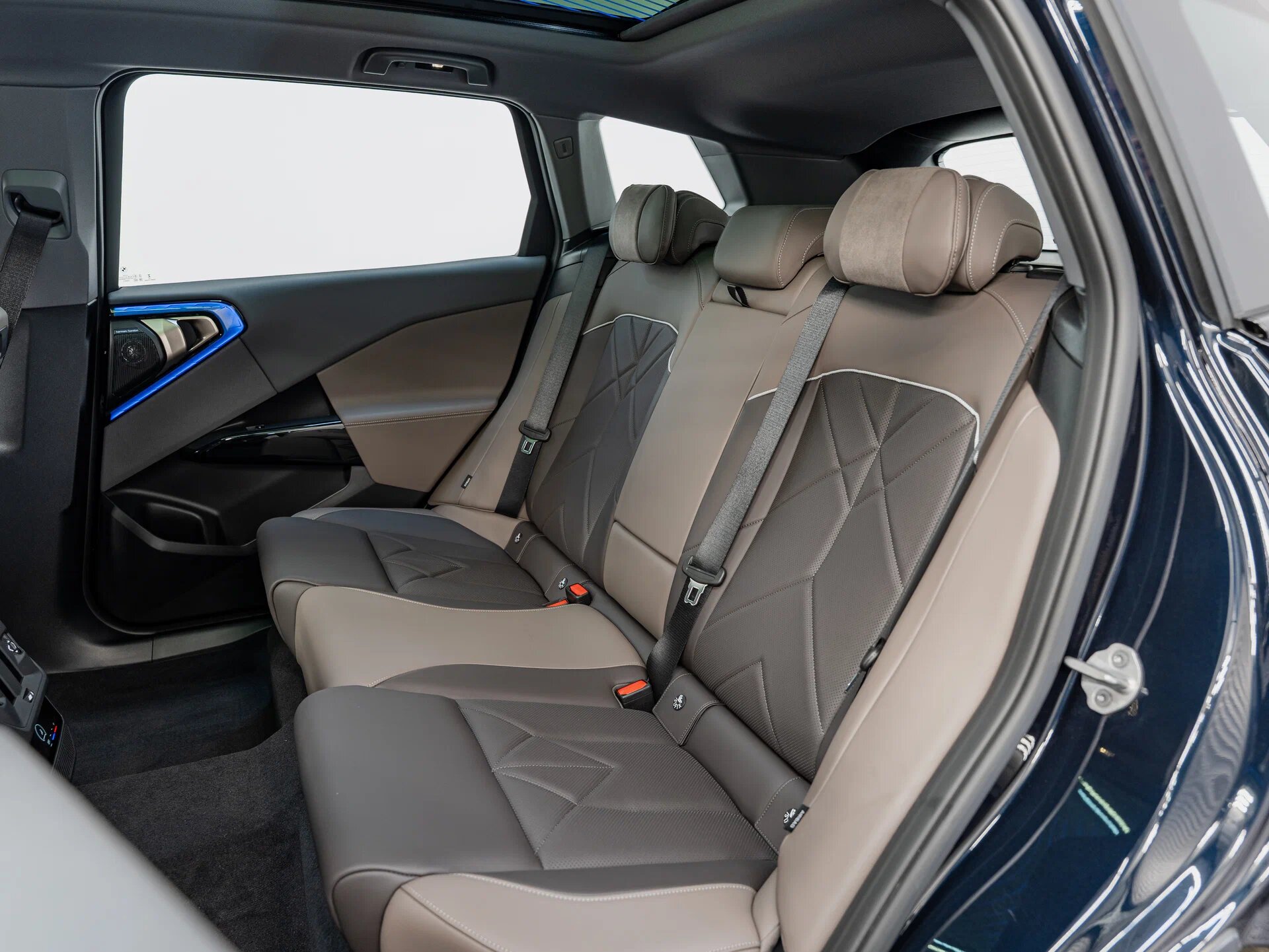 Автомобиль BMW X3 30L xDrive 2.0 AT (258 л.с.) 4WD - 20