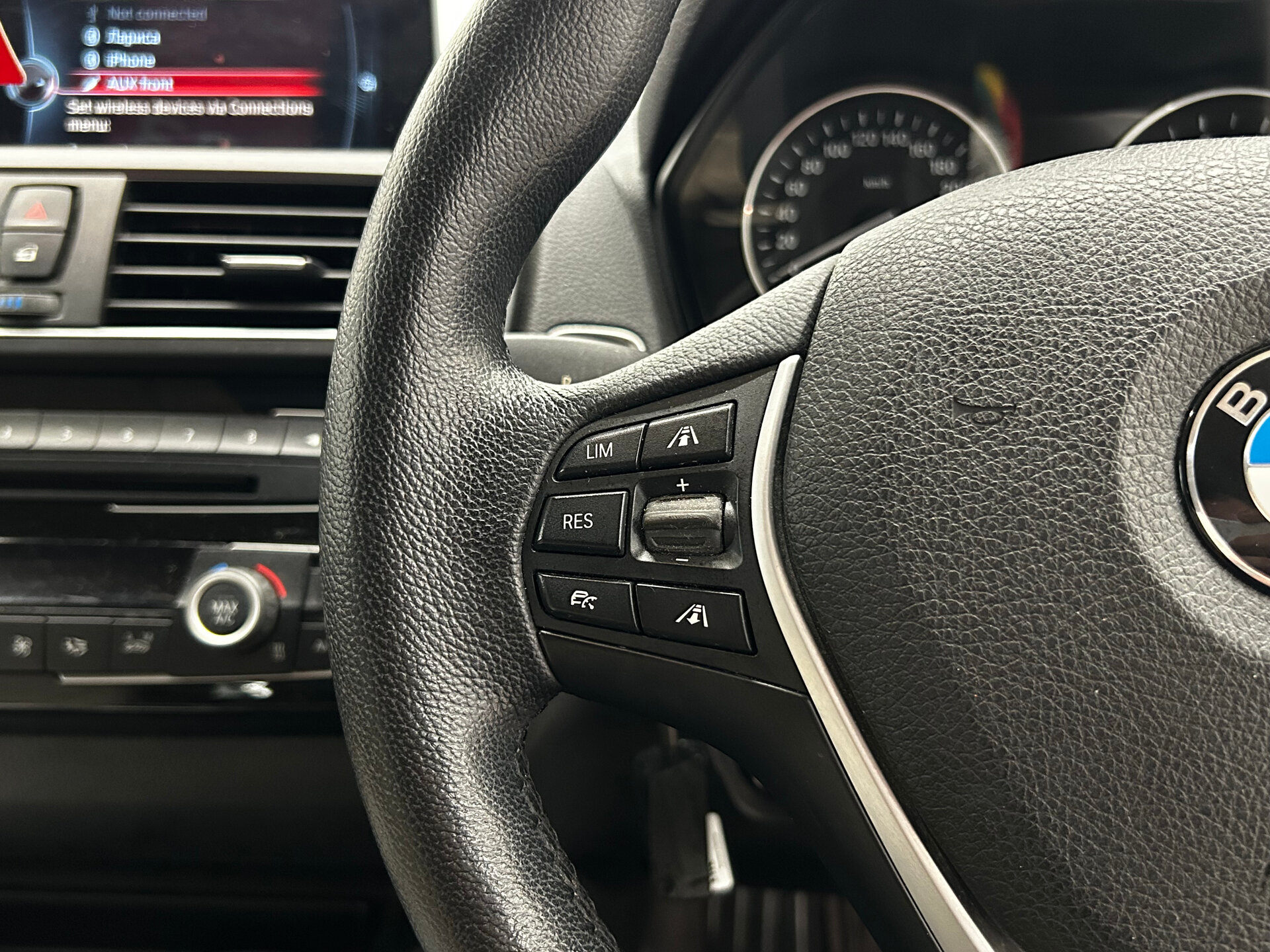 BMW 1 серии 2015 16