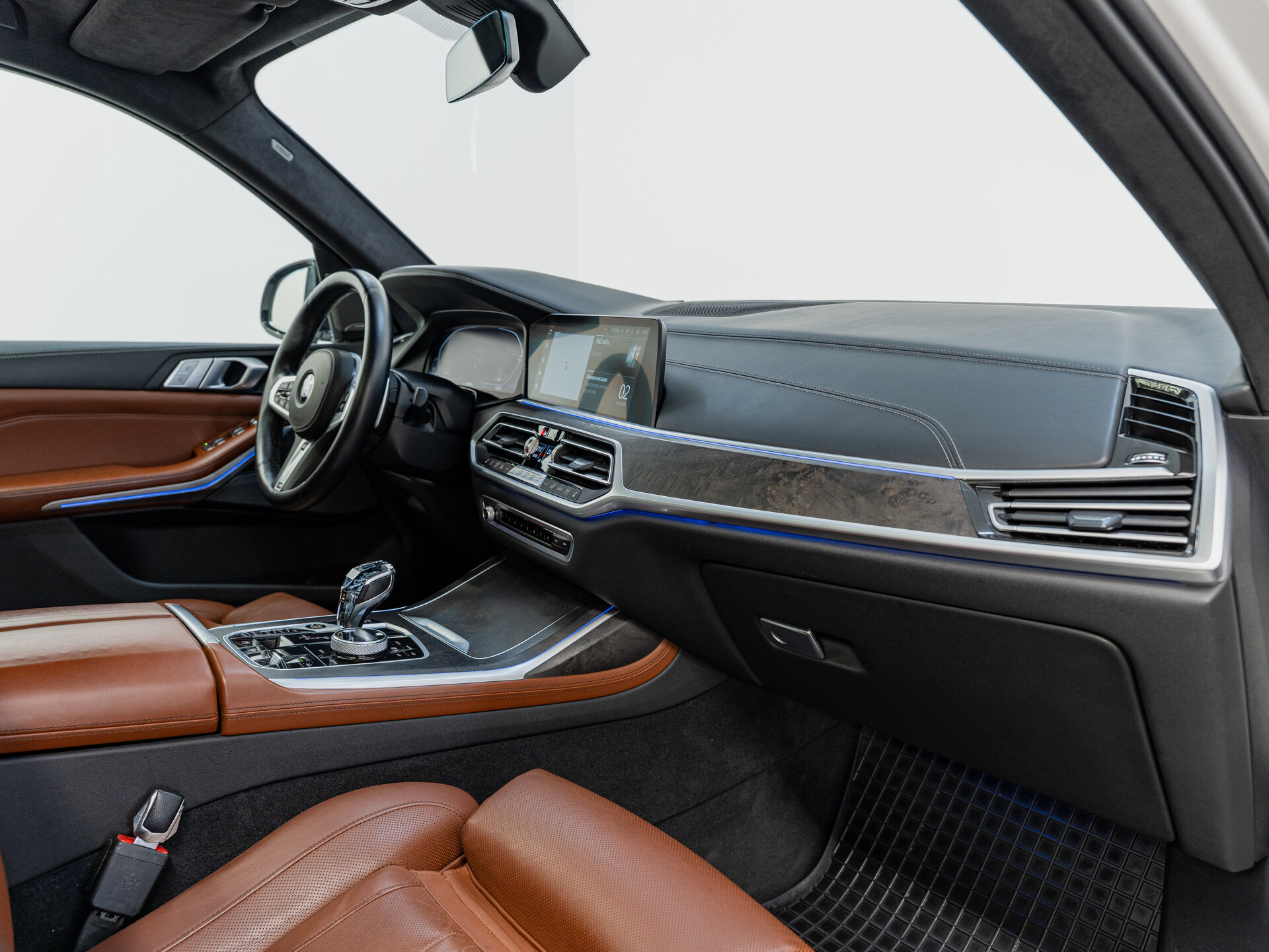 Автомобиль BMW X7 40d 3.0d AT (340 л.с.) 4WD - 11